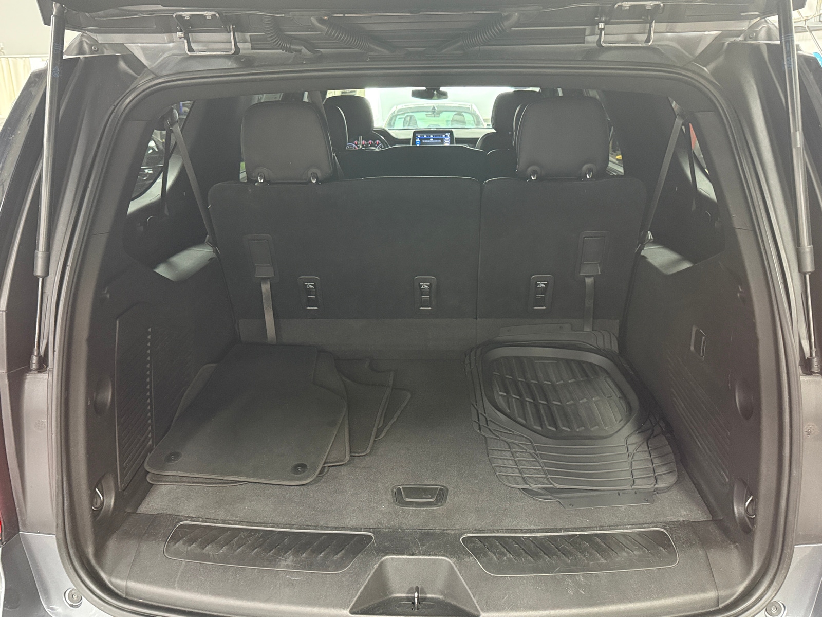 Thumbnail: 2021 Chevrolet Suburban - 7