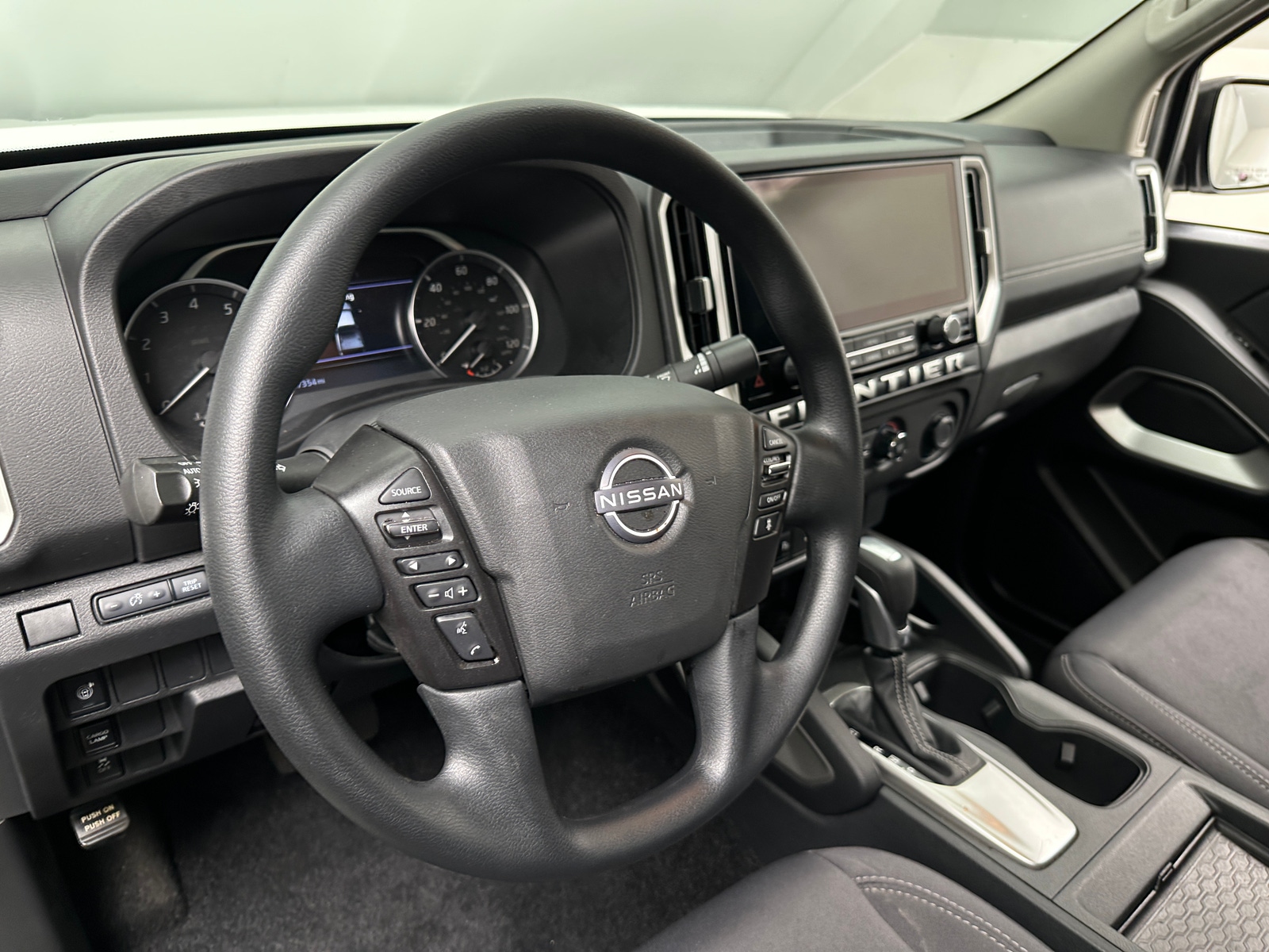 Thumbnail: 2025 Nissan Frontier - 5