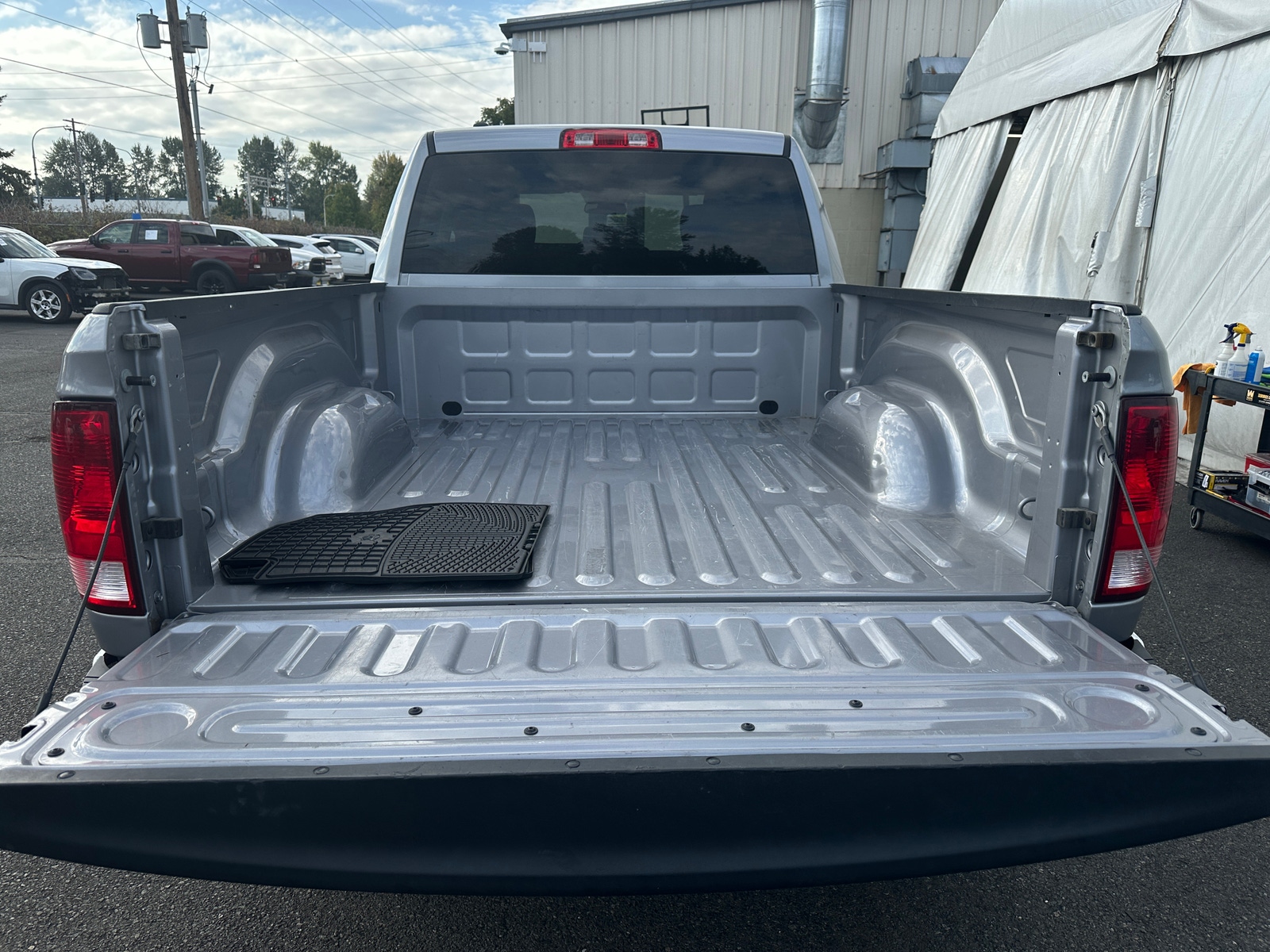 Thumbnail: 2024 RAM 1500 Classic - 7