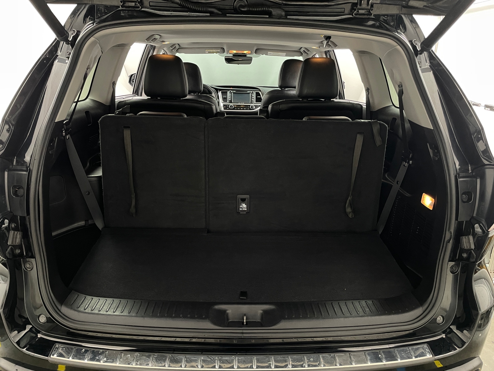 Thumbnail: 2018 Toyota Highlander - 7