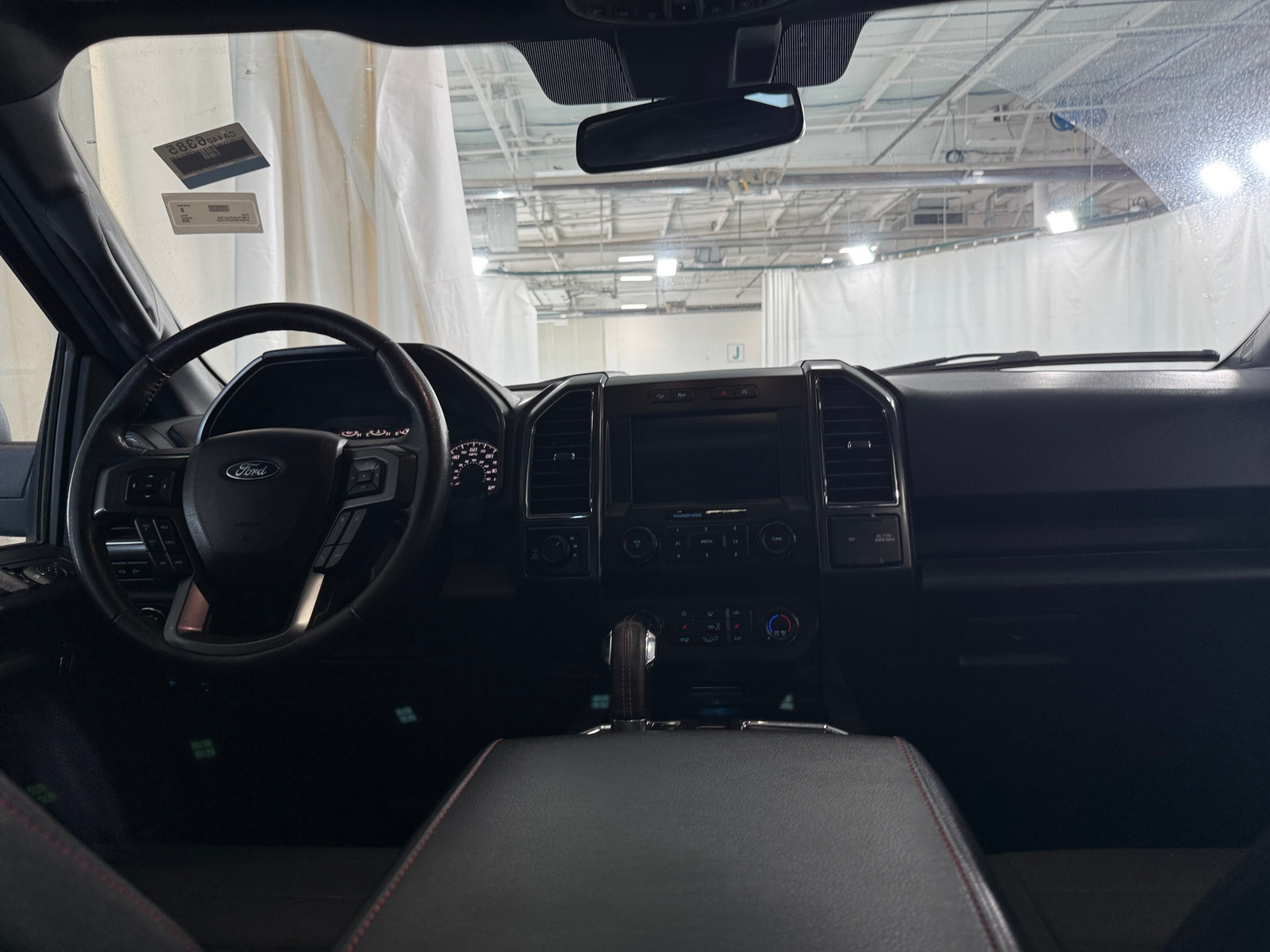 Thumbnail: 2020 Ford Econoline - 3