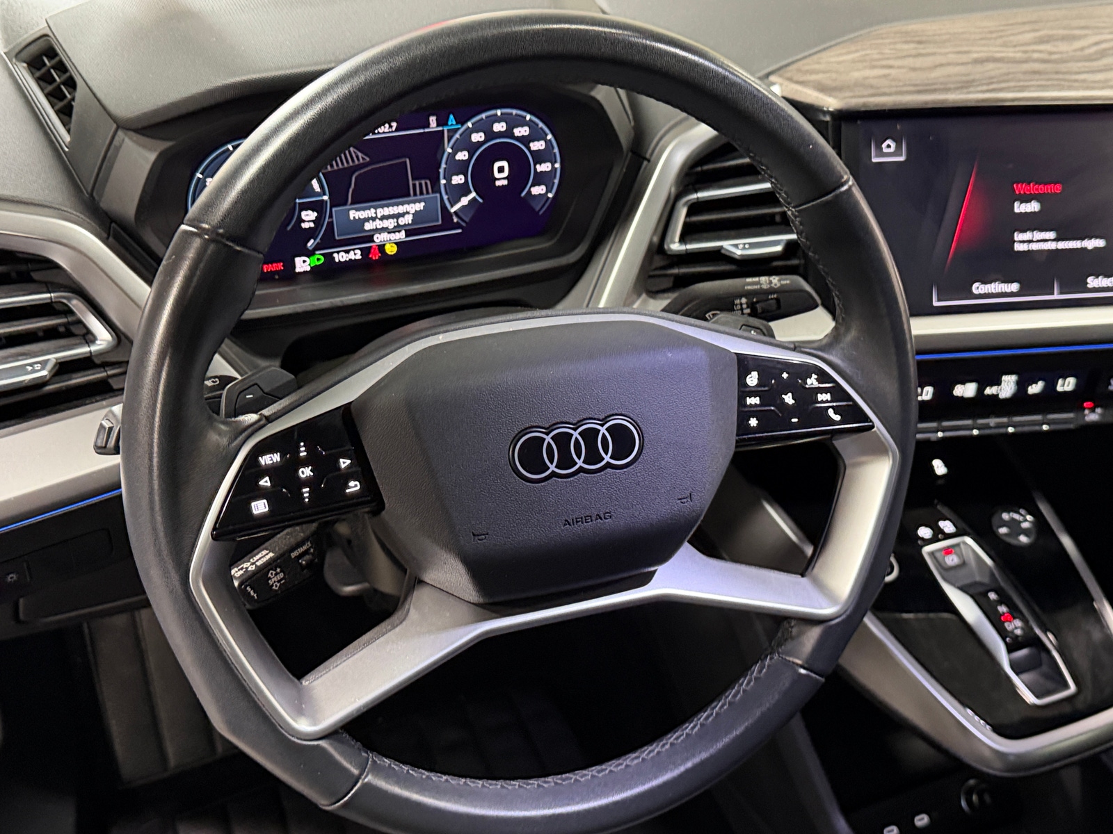 Thumbnail: 2023 Audi Q4 e-tron - 5
