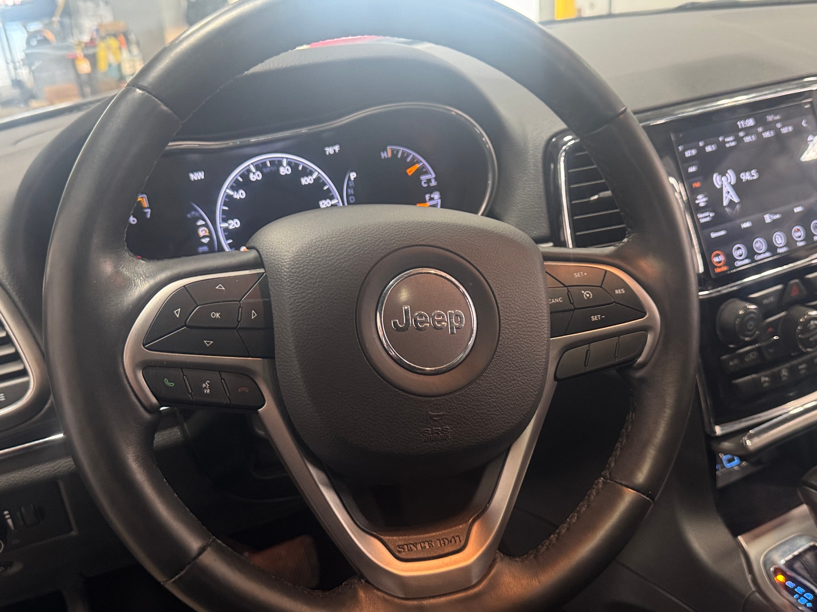 Thumbnail: 2020 Jeep Grand Cherokee - 4