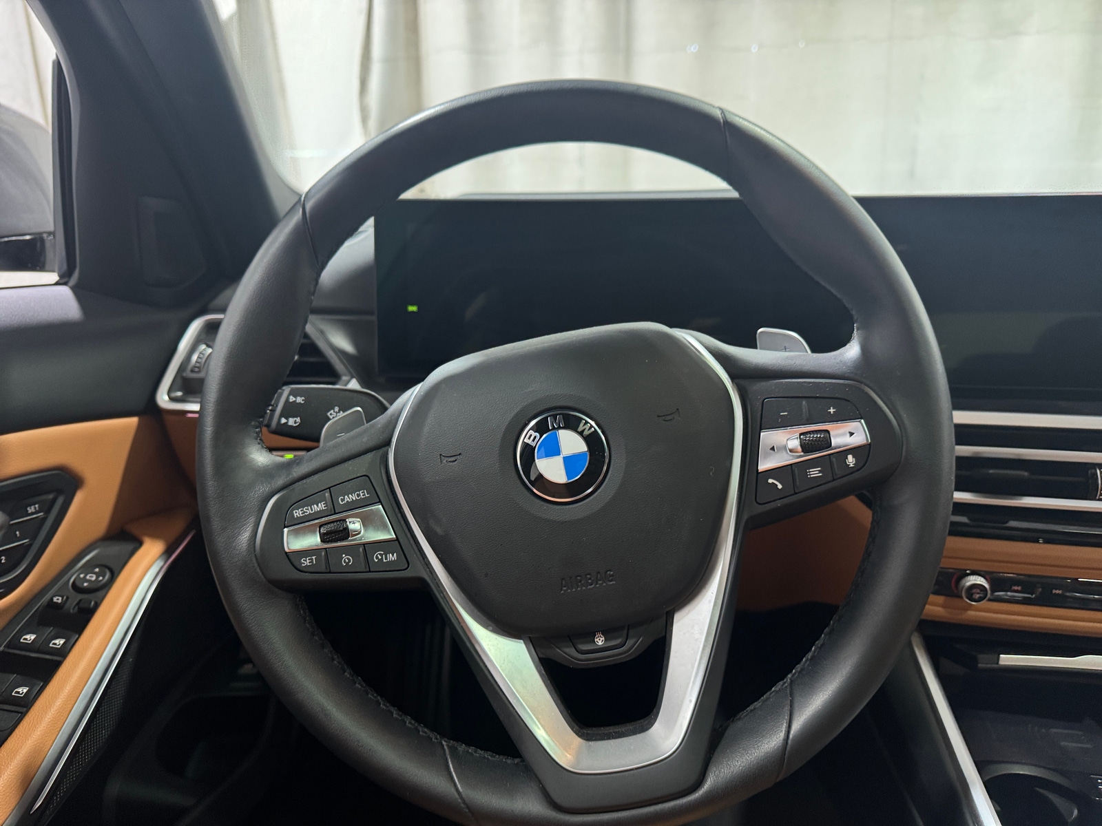 Thumbnail: 2023 BMW 3 Series - 4