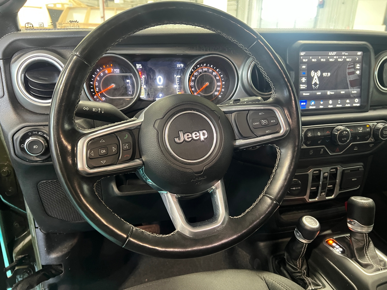 Thumbnail: 2022 Jeep Wrangler - 5