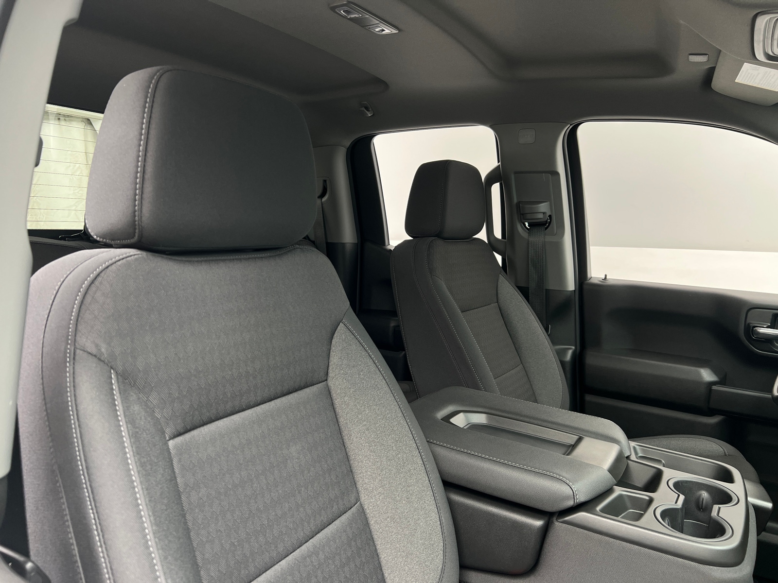 Thumbnail: 2024 Chevrolet Silverado 1500 - 2