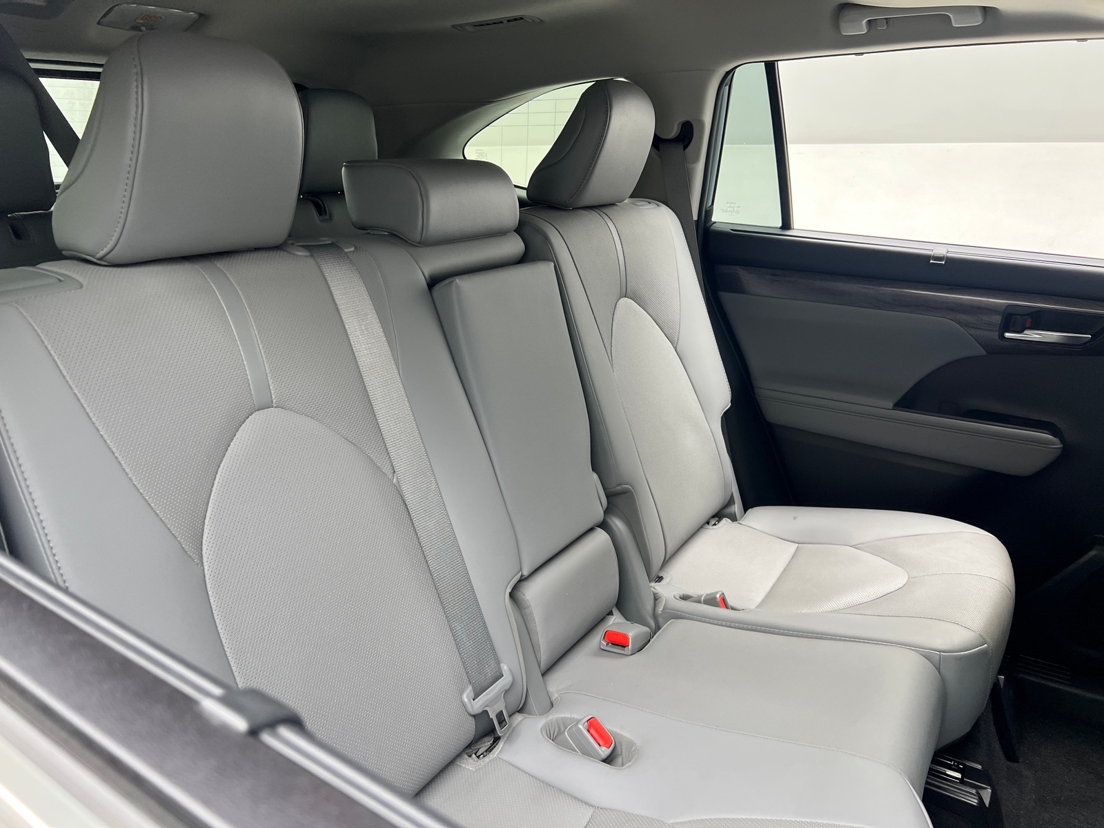 Thumbnail: 2021 Toyota Highlander - 5