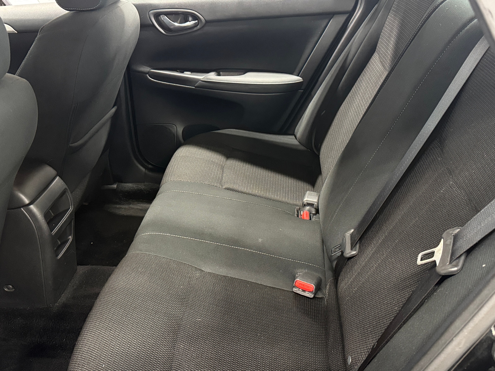 Thumbnail: 2019 Nissan Sentra - 6
