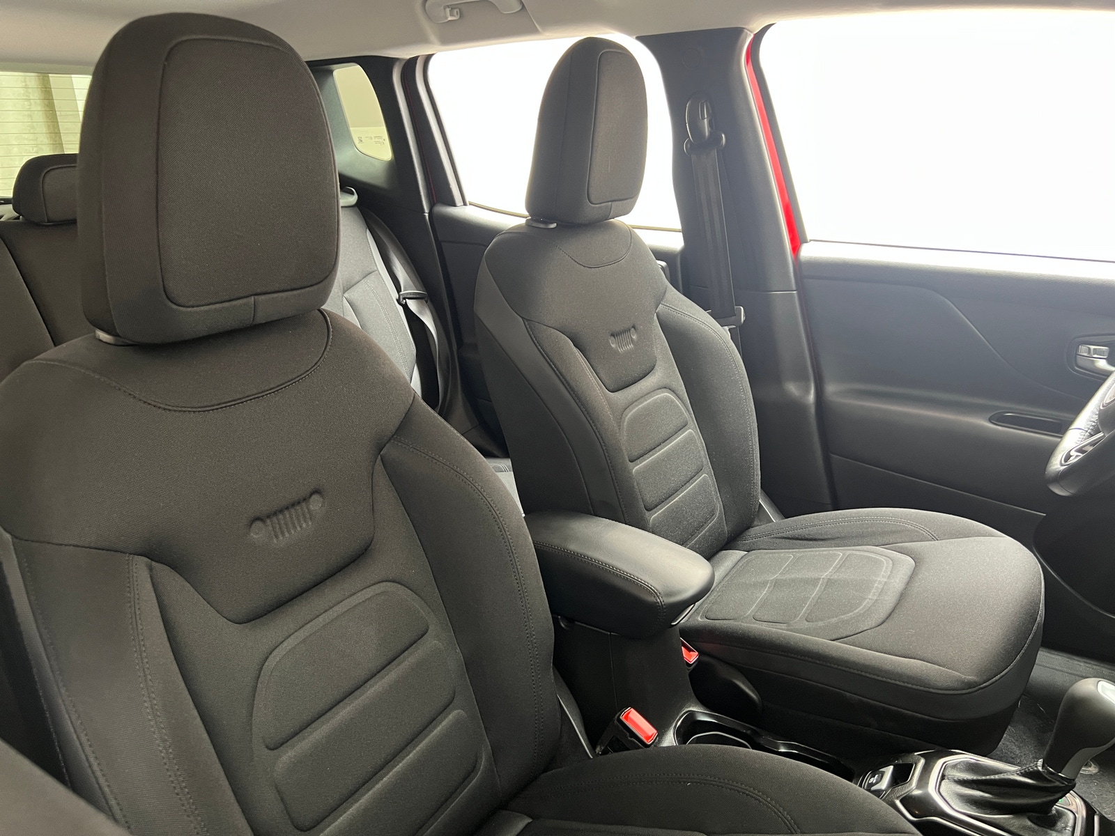 Thumbnail: 2017 Jeep Renegade - 2