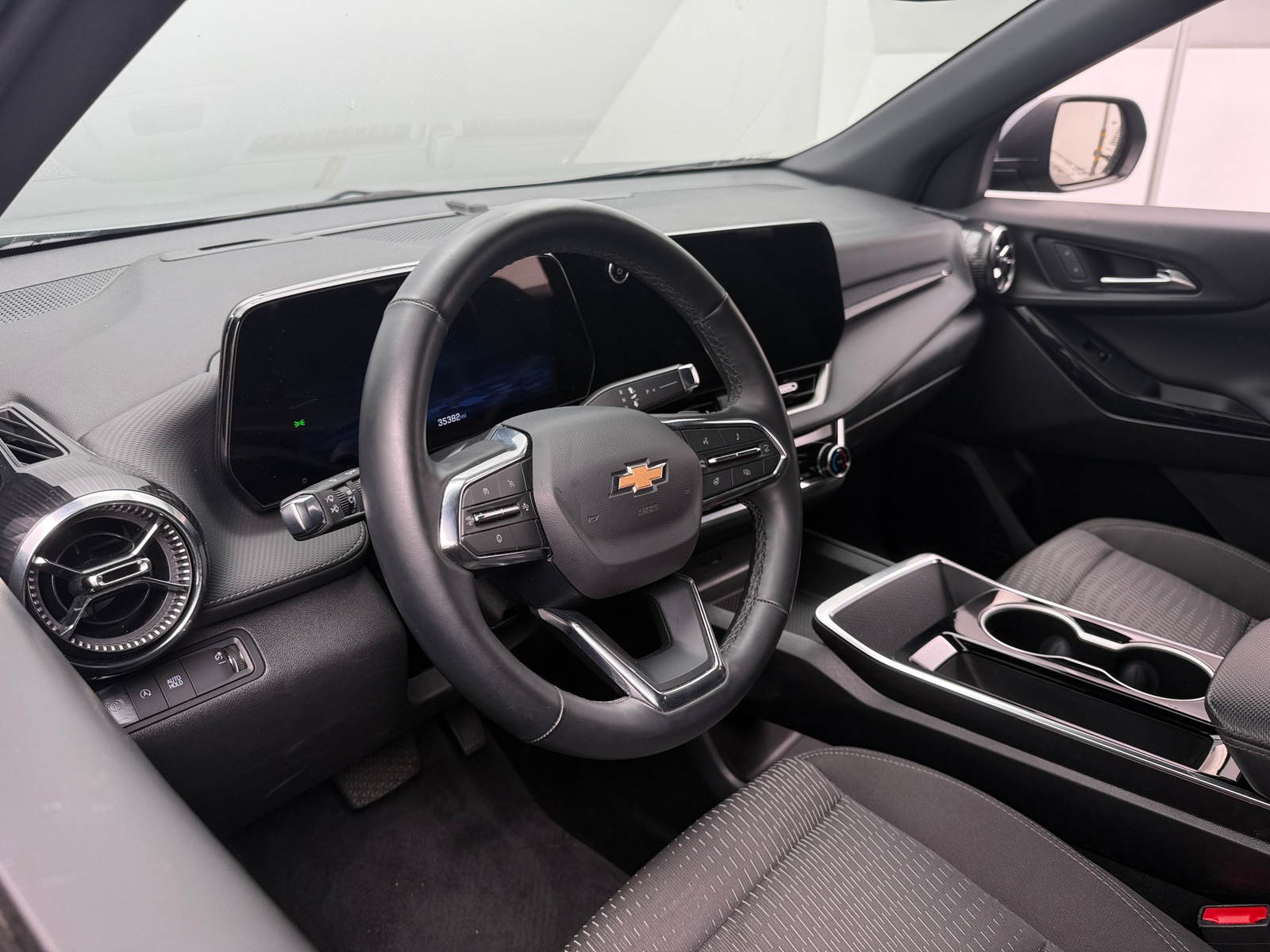 Thumbnail: 2025 Chevrolet Equinox - 5