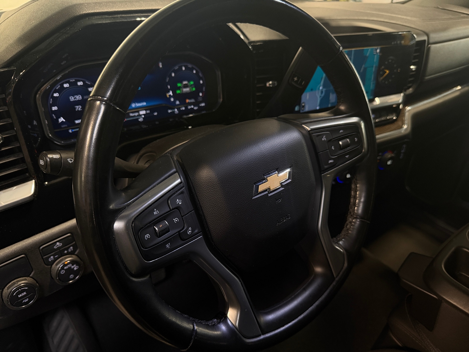 Thumbnail: 2025 Chevrolet Silverado 1500 - 5