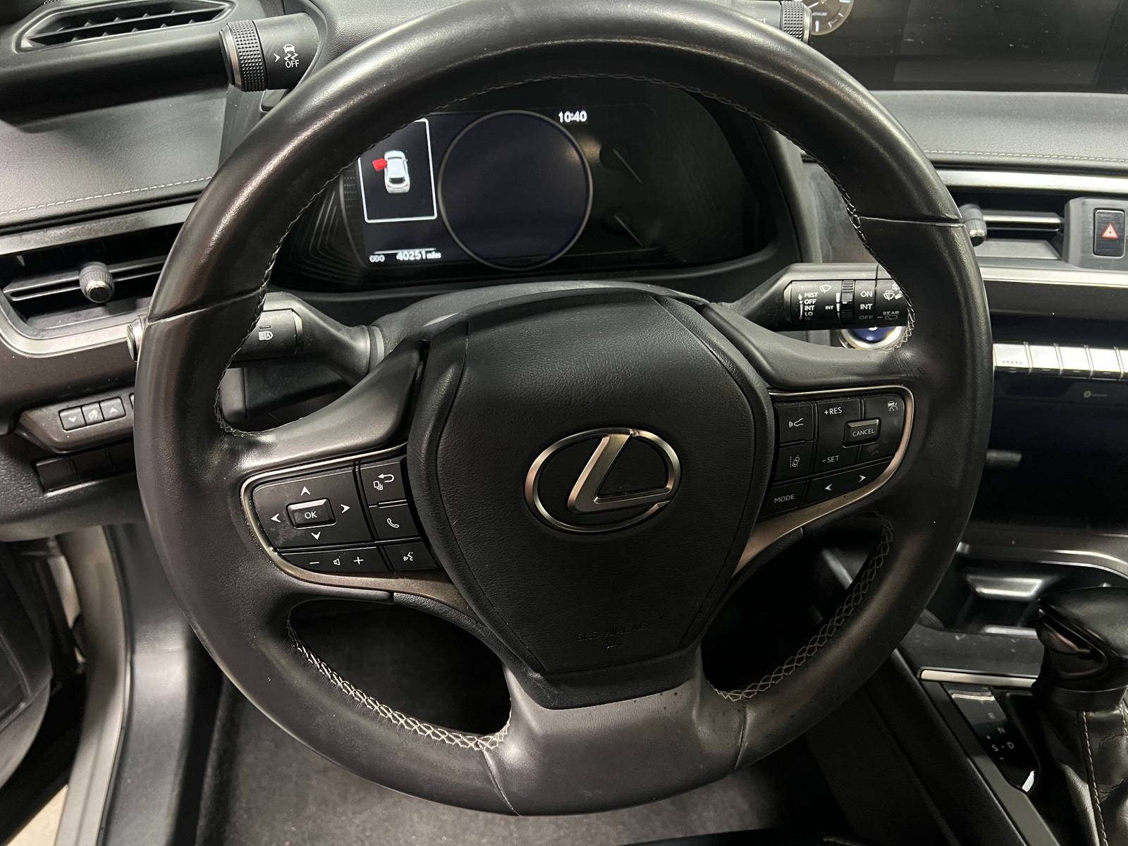 Thumbnail: 2021 Lexus UX - 4
