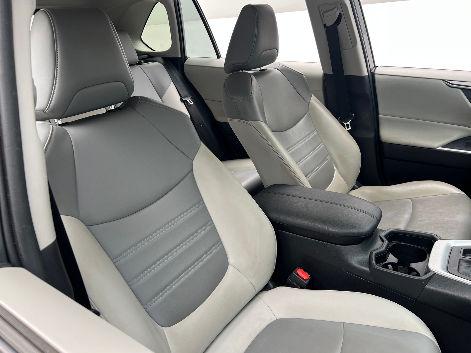Thumbnail: 2020 Toyota RAV4 - 2