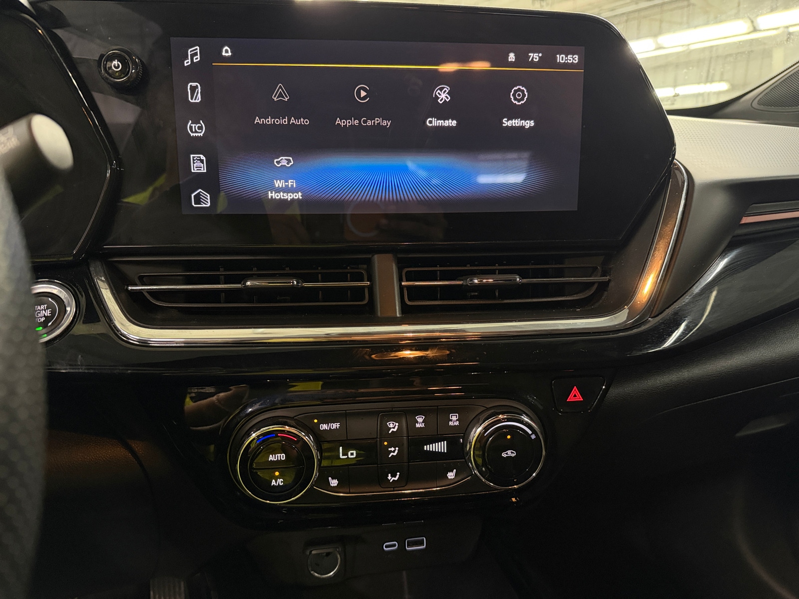 Thumbnail: 2026 Chevrolet Trax - 3