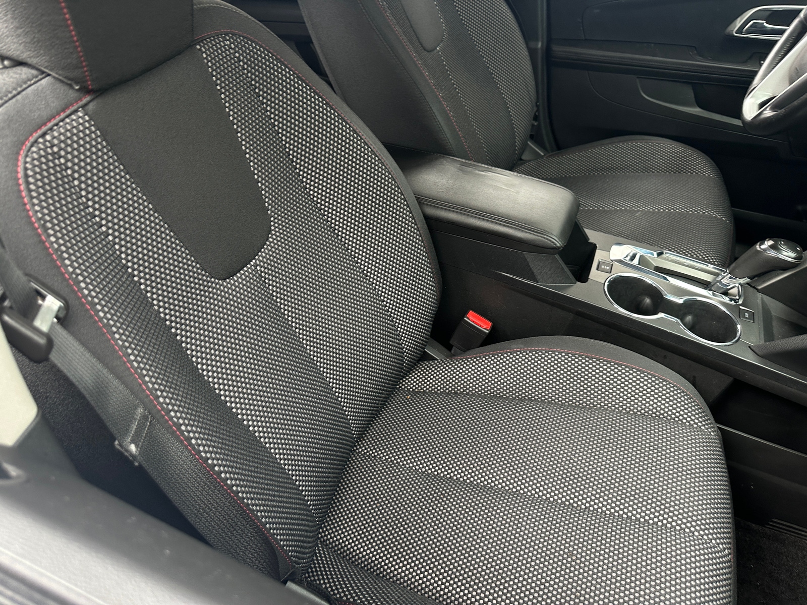 Thumbnail: 2016 Chevrolet Equinox - 2