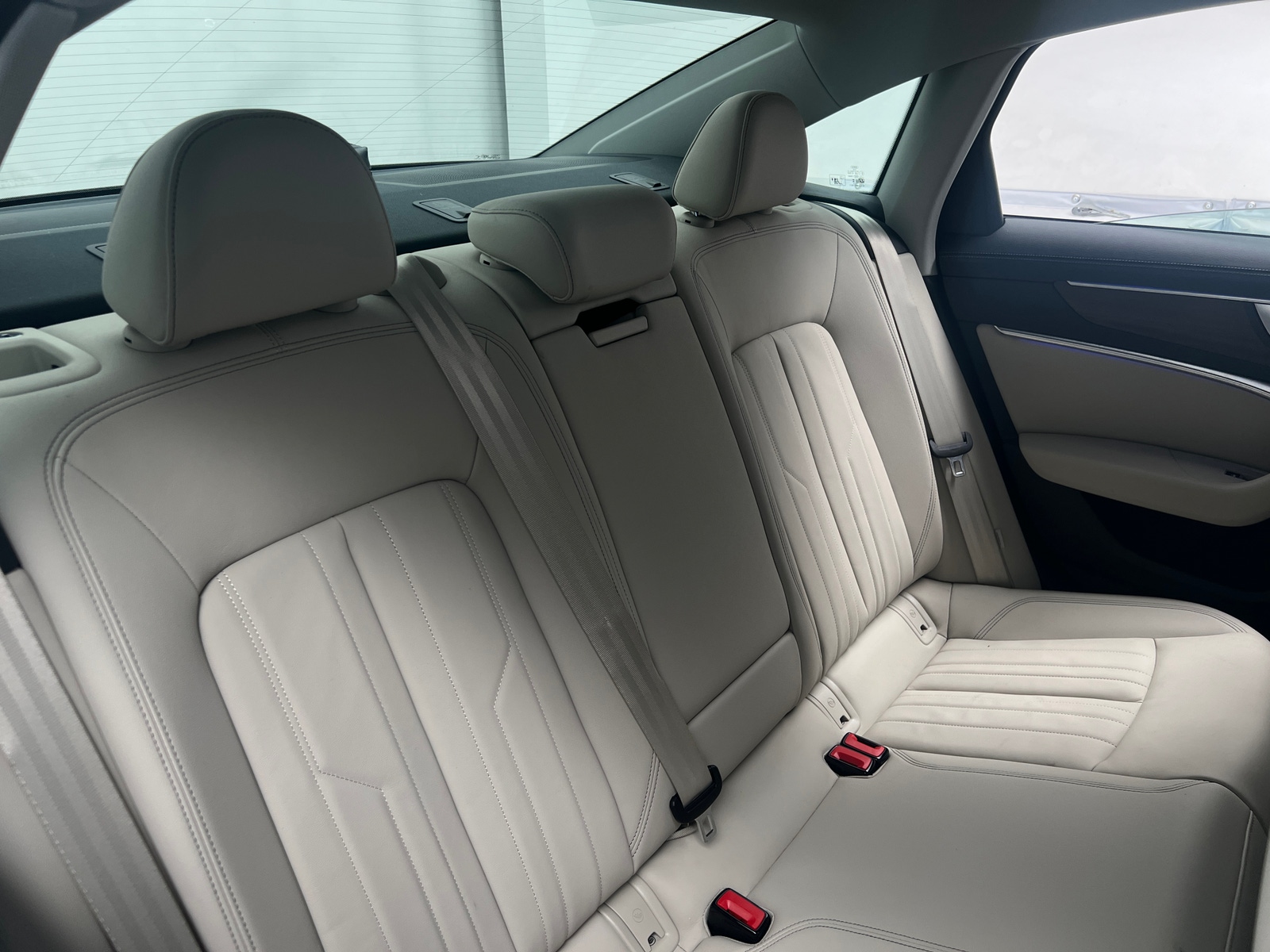 Thumbnail: 2025 Audi A6 - 6