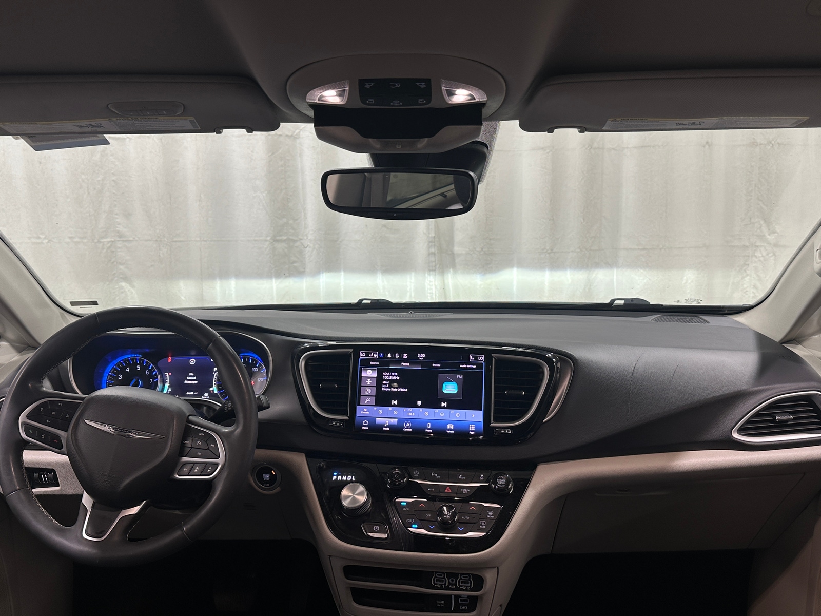 Thumbnail: 2022 Chrysler Pacifica - 2
