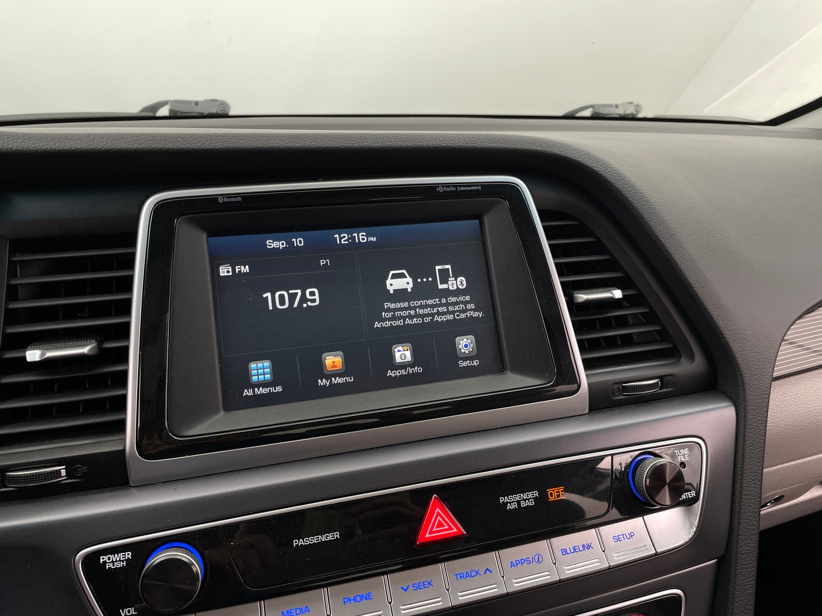 Thumbnail: 2018 Hyundai Sonata - 3