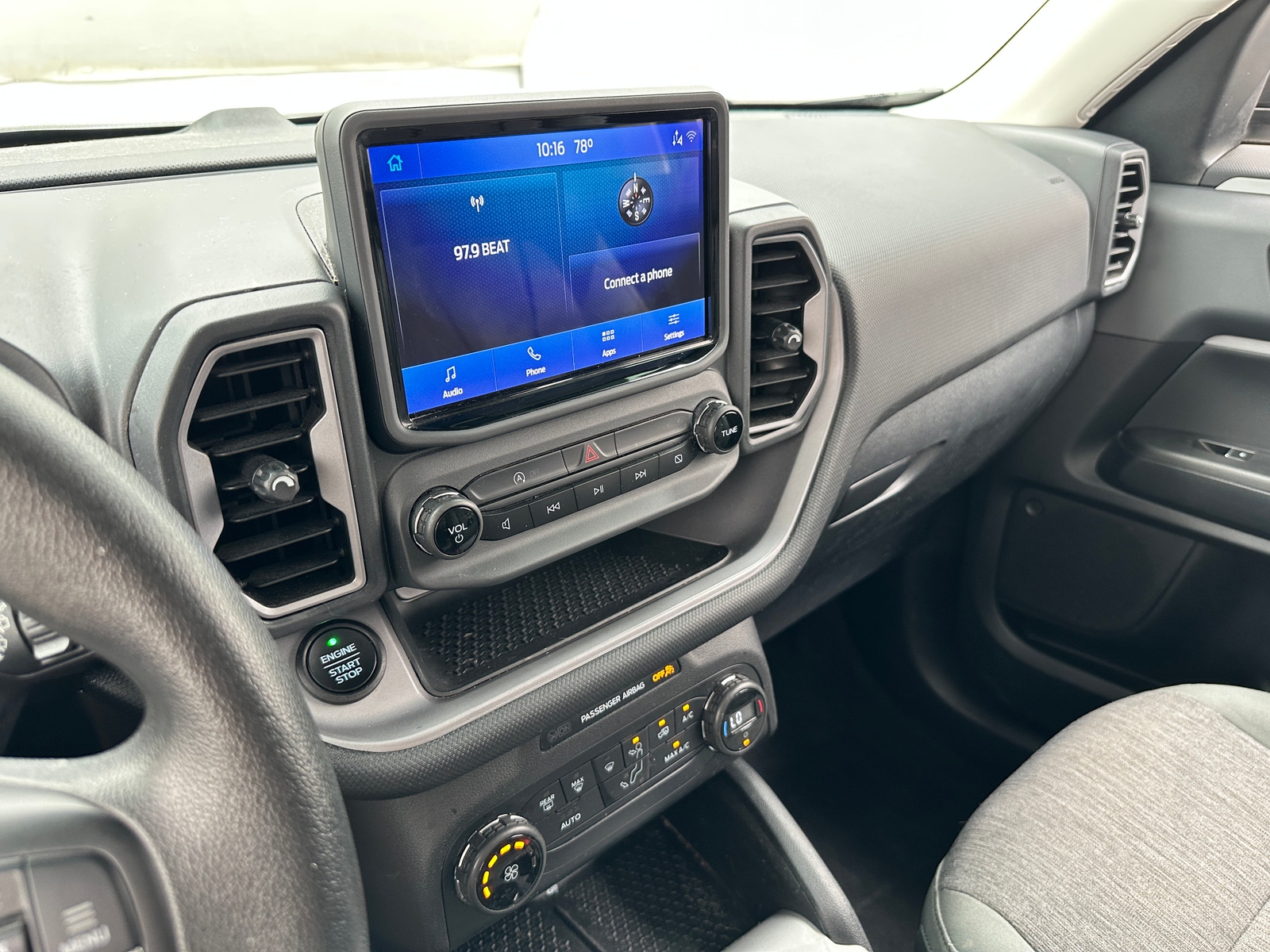 Thumbnail: 2021 Ford Bronco Sport - 4