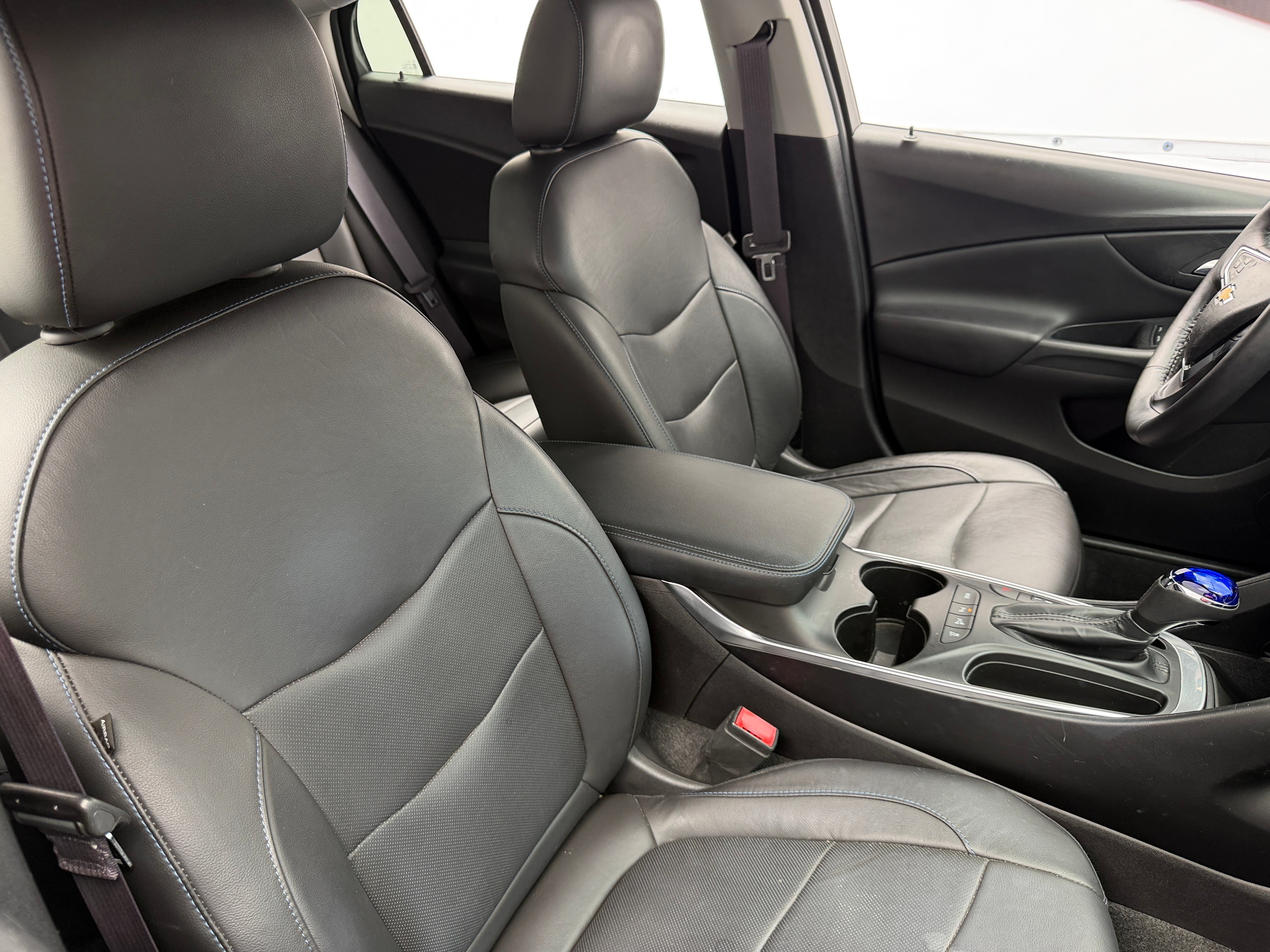 2017 Chevrolet Volt Premier - Photo 9