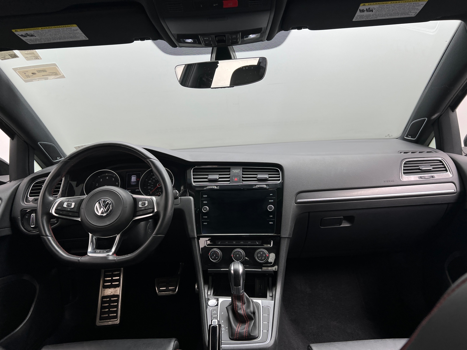 Thumbnail: 2019 Volkswagen Golf - 2