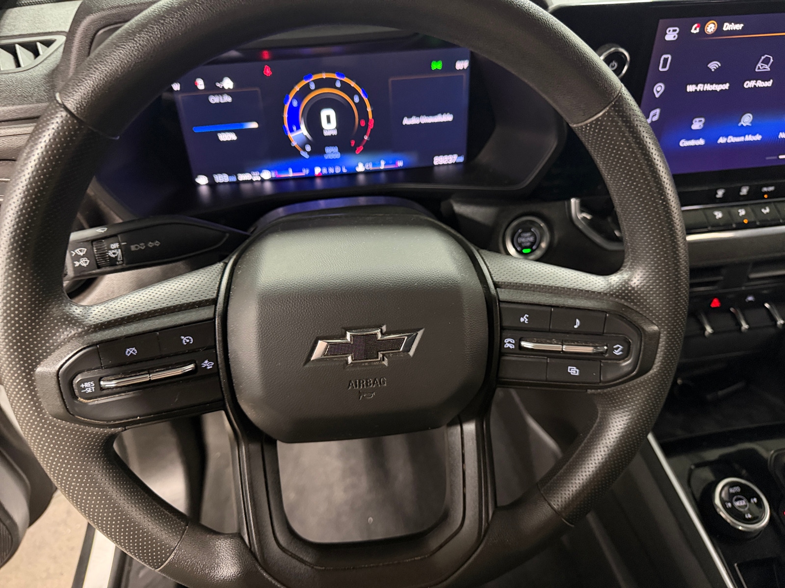 Thumbnail: 2024 Chevrolet Colorado - 5