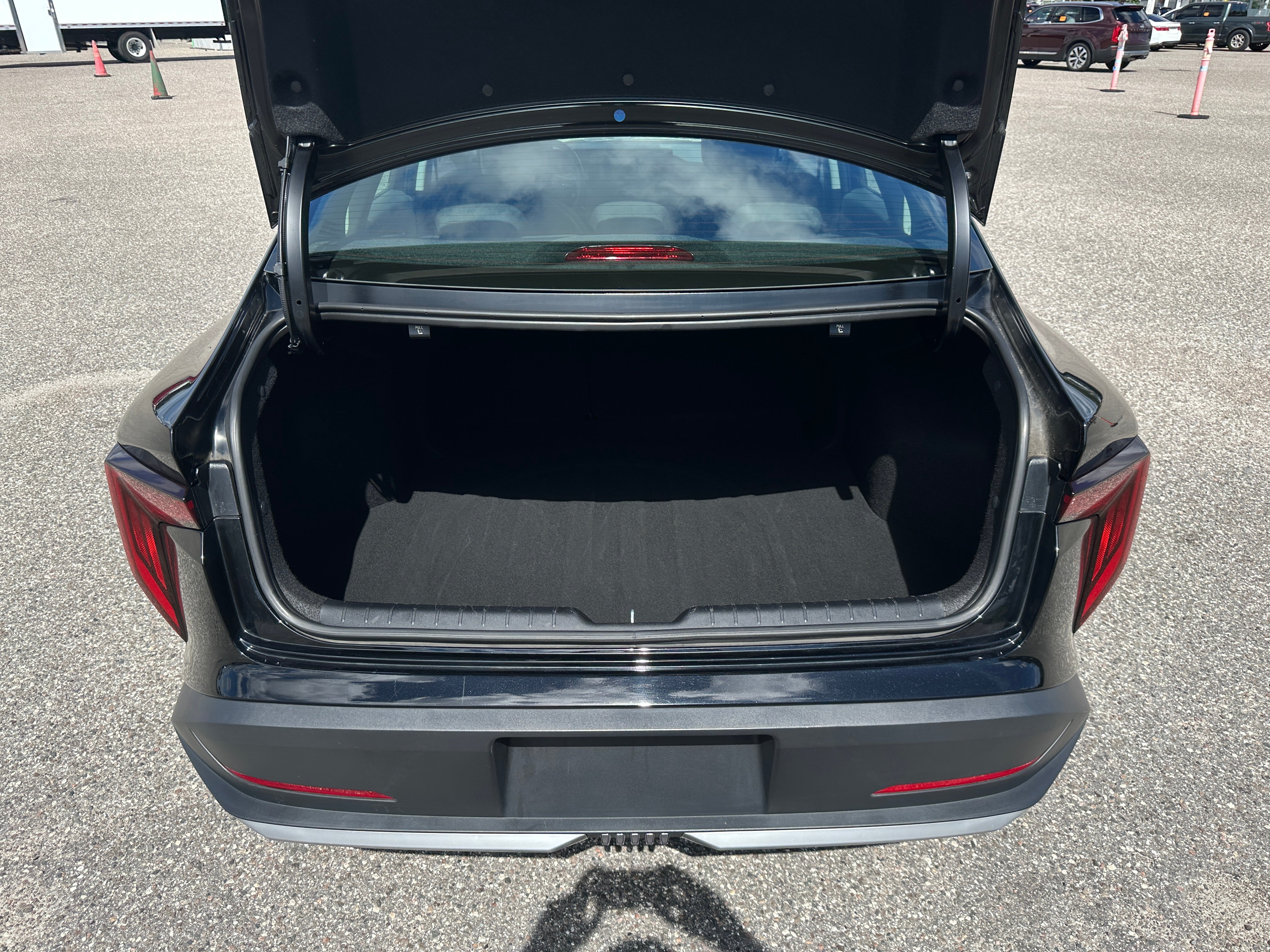 2025 Kia K4 LXS - Photo 9