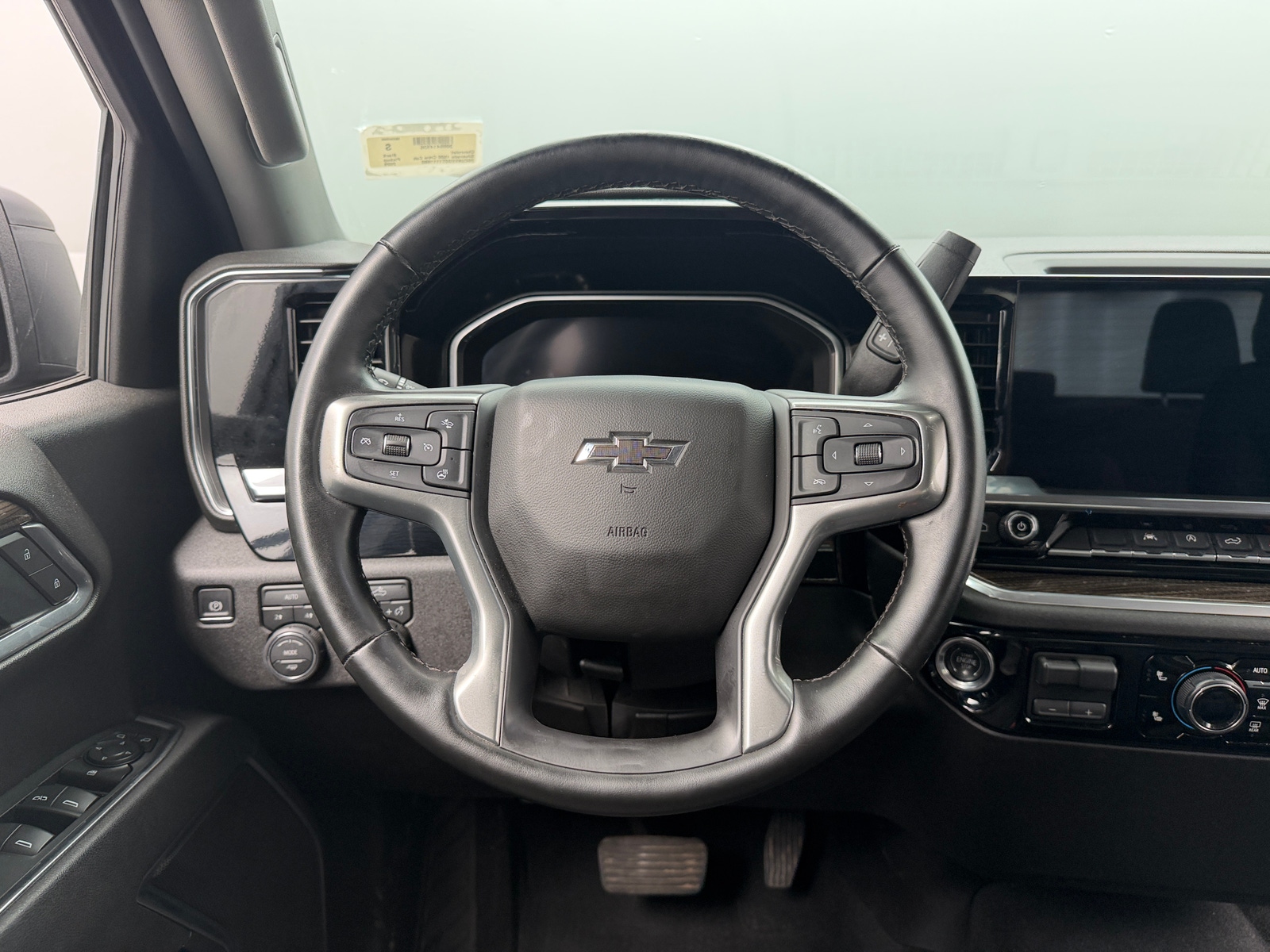 Thumbnail: 2026 Chevrolet Silverado 1500 - 5