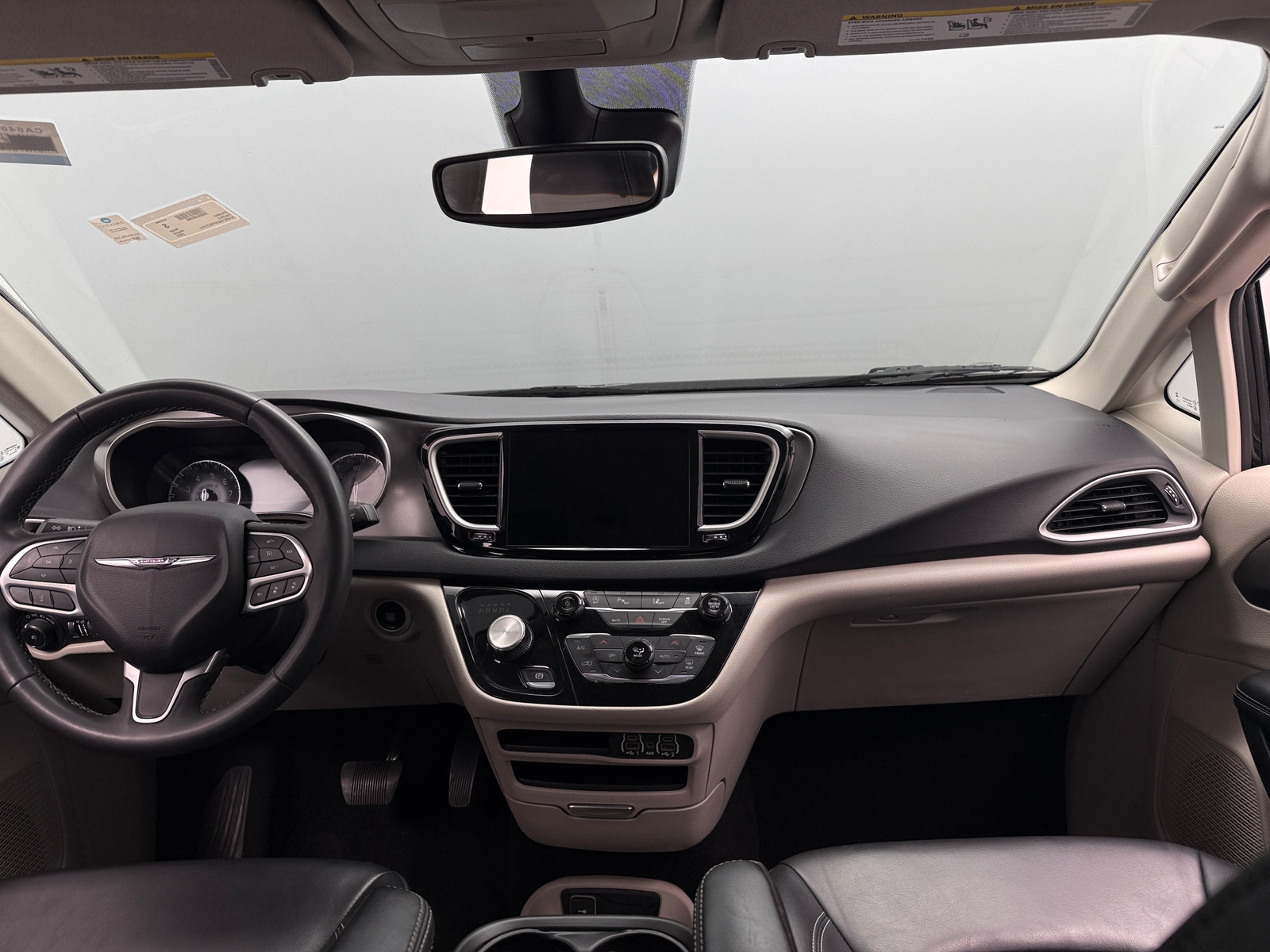 Thumbnail: 2023 Chrysler Pacifica - 2