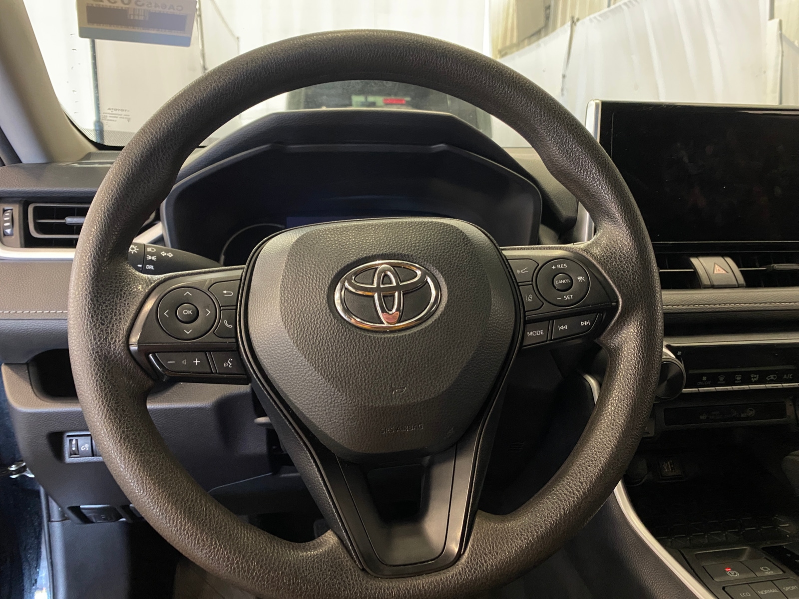 Thumbnail: 2025 Toyota RAV4 - 5