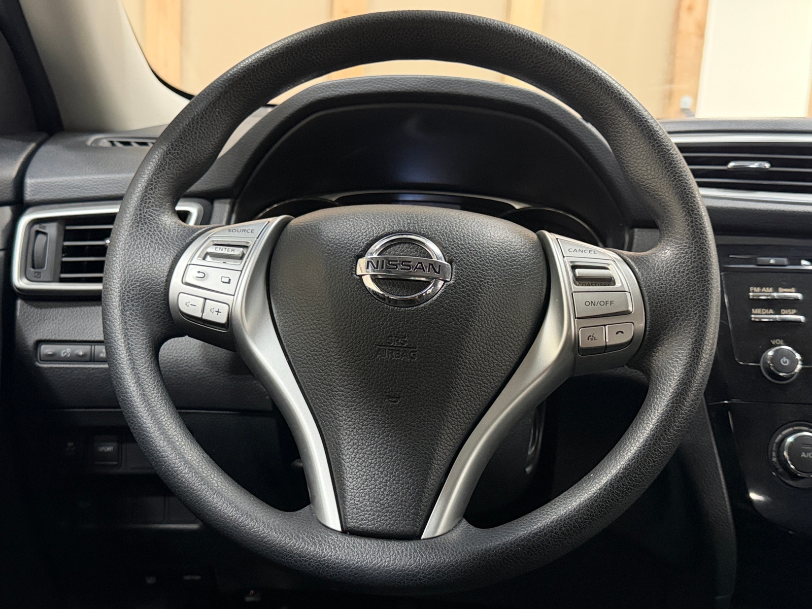 Thumbnail: 2016 Nissan Rogue - 5