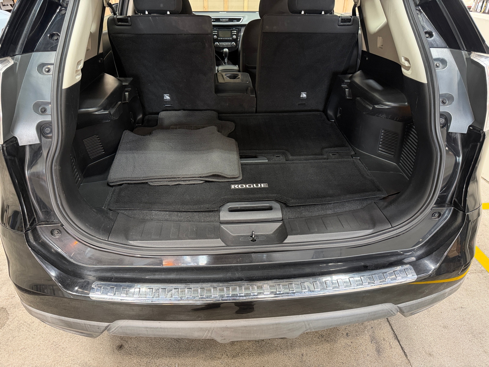 Thumbnail: 2016 Nissan Rogue - 7
