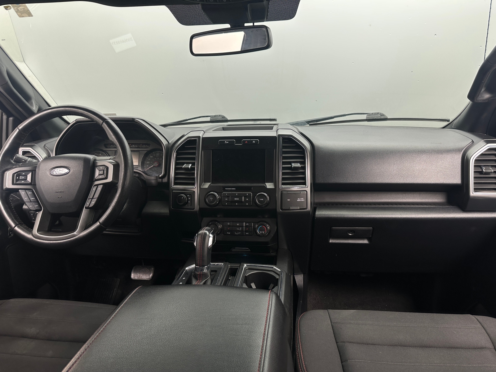 Thumbnail: 2020 Ford Econoline - 3