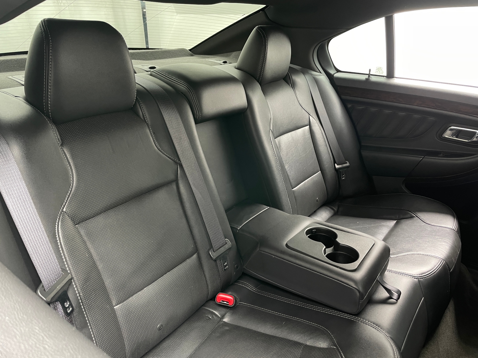 Thumbnail: 2013 Ford Taurus - 5