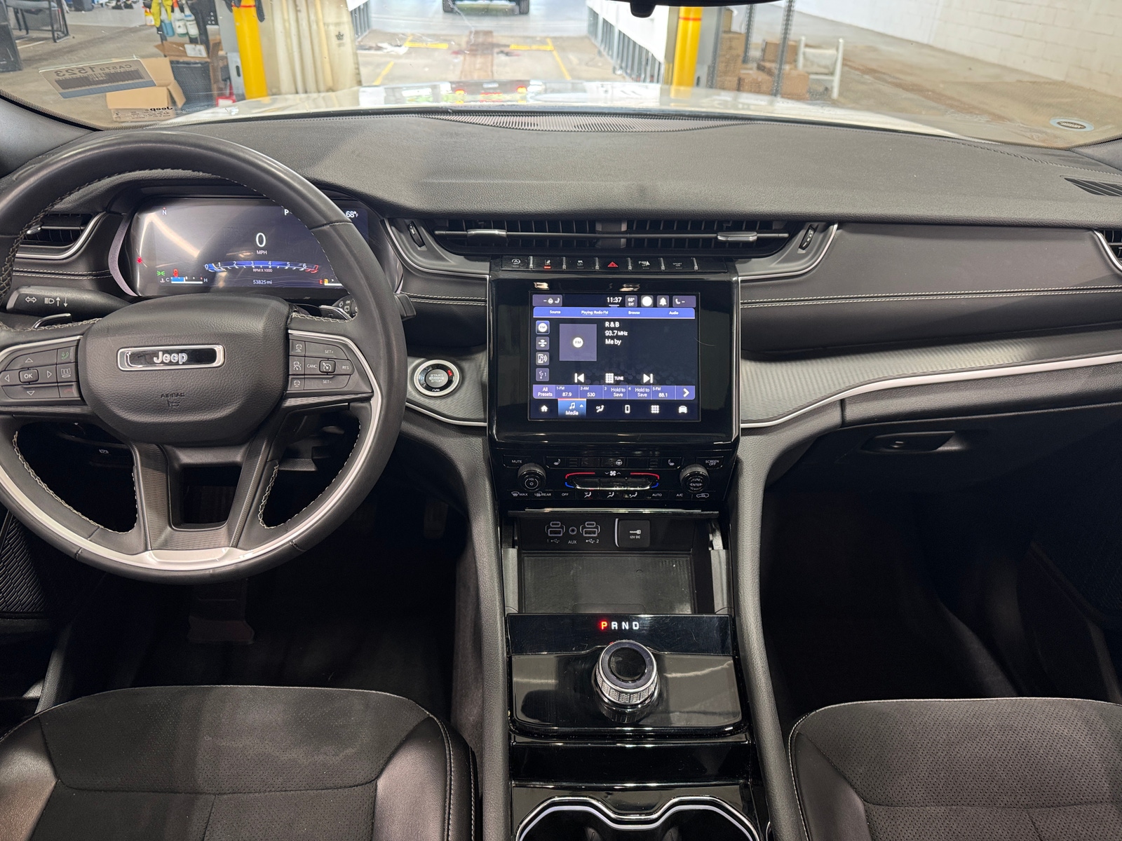 Thumbnail: 2023 Jeep Grand Cherokee L - 2
