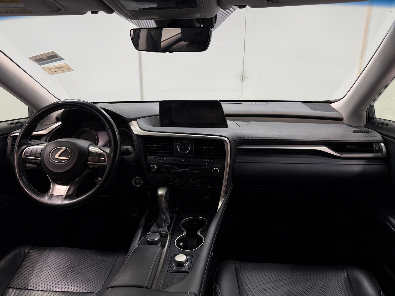Thumbnail: 2018 Lexus RX - 3