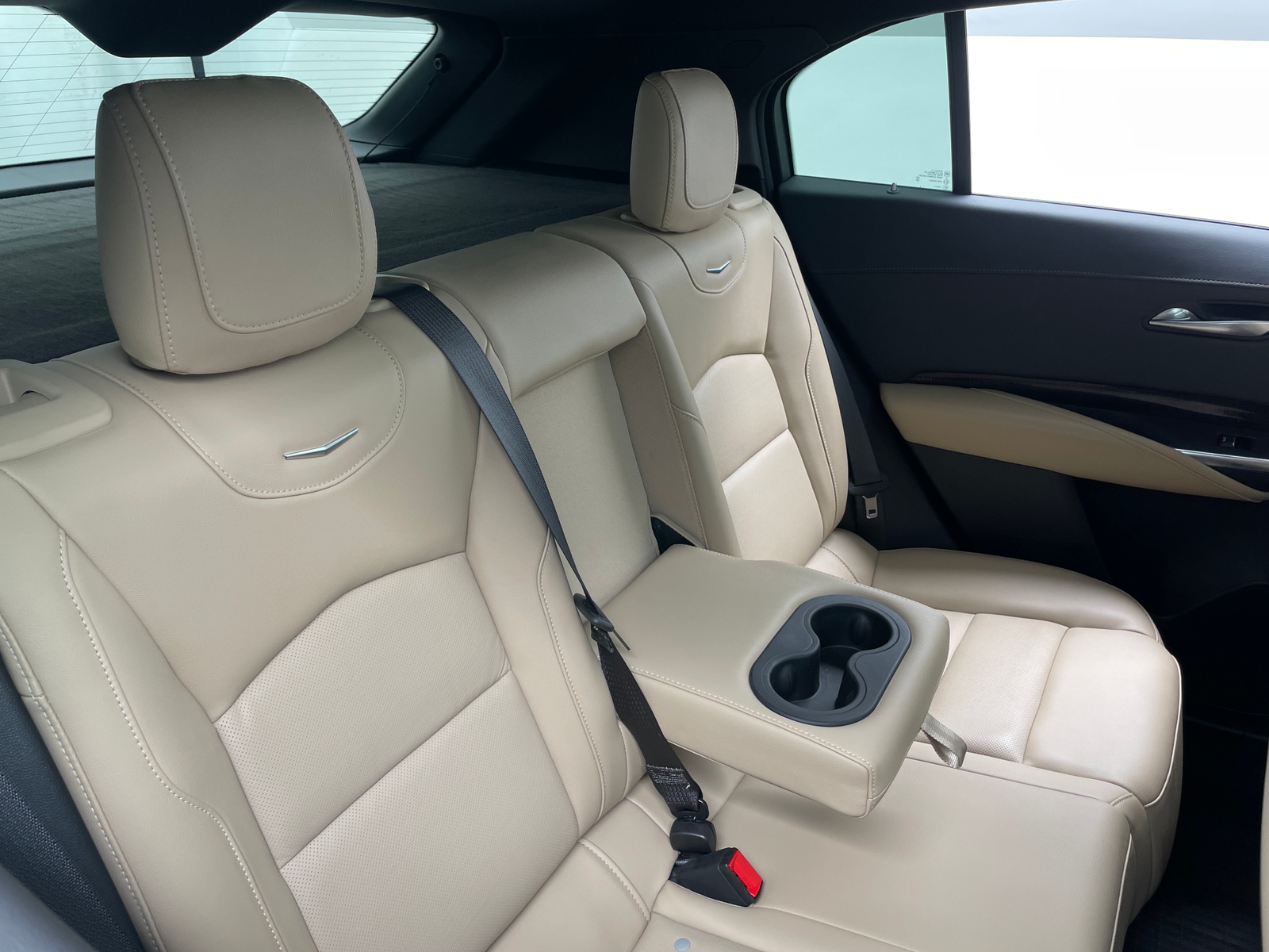 Thumbnail: 2024 Cadillac XT4 - 5