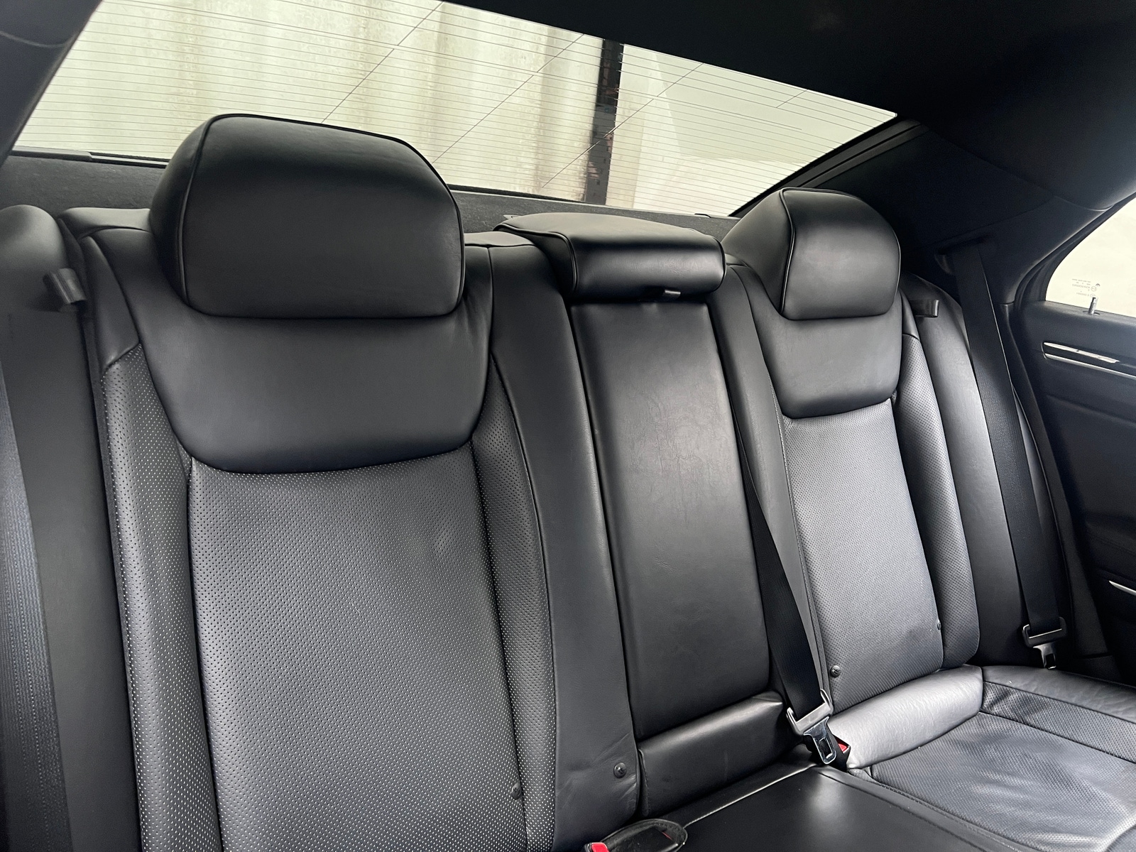 Thumbnail: 2013 Chrysler 300 - 5