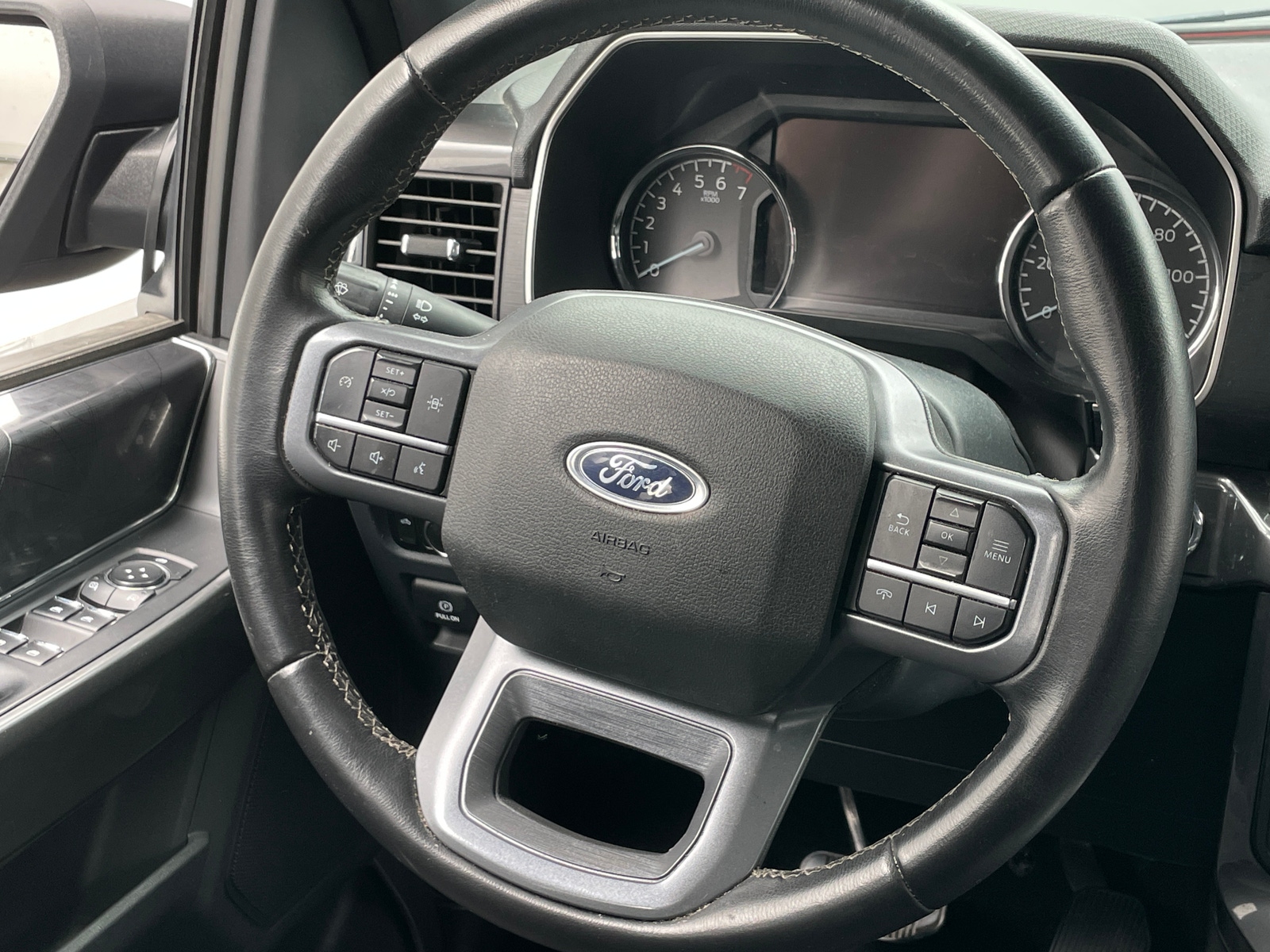 Thumbnail: 2023 Ford Econoline - 5
