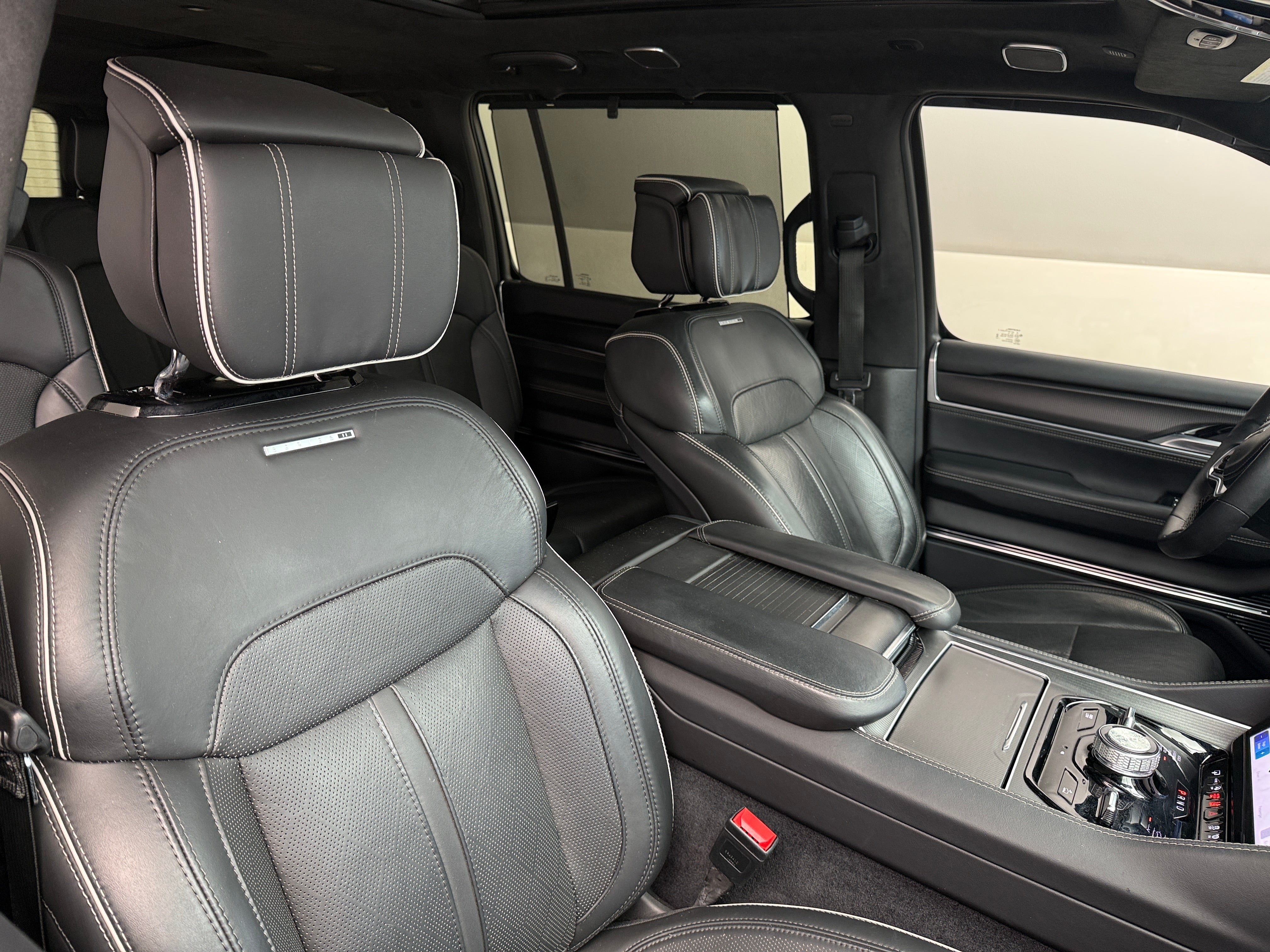 2024 Jeep Grand Wagoneer