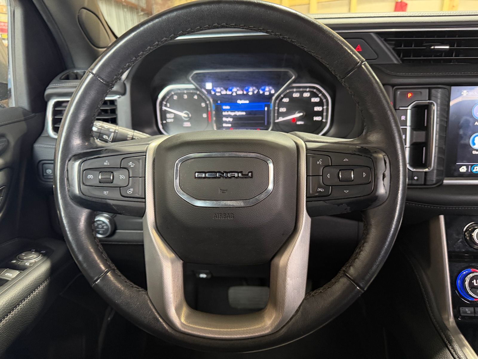 Thumbnail: 2021 GMC Yukon - 4
