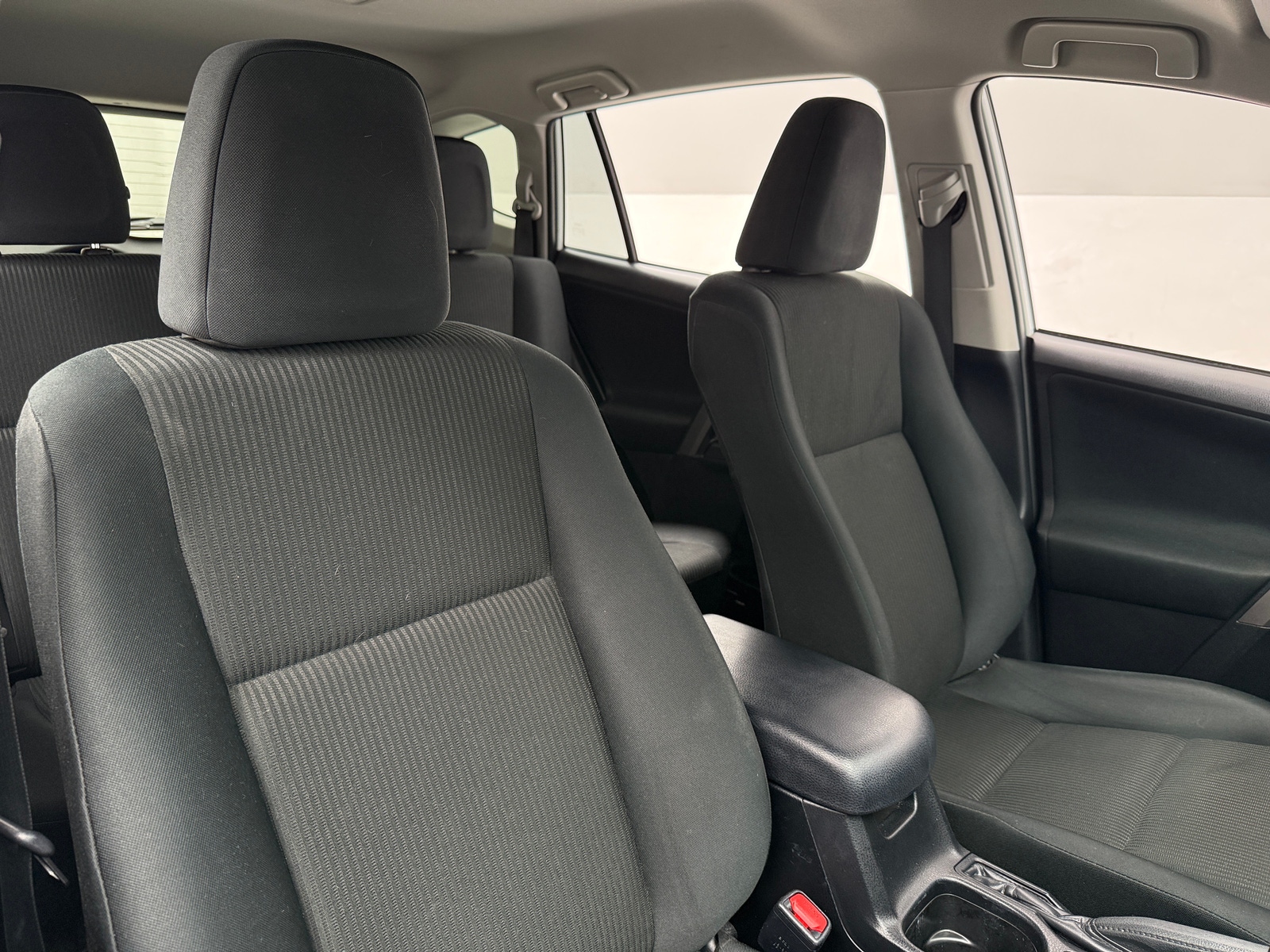 Thumbnail: 2018 Toyota RAV4 - 2