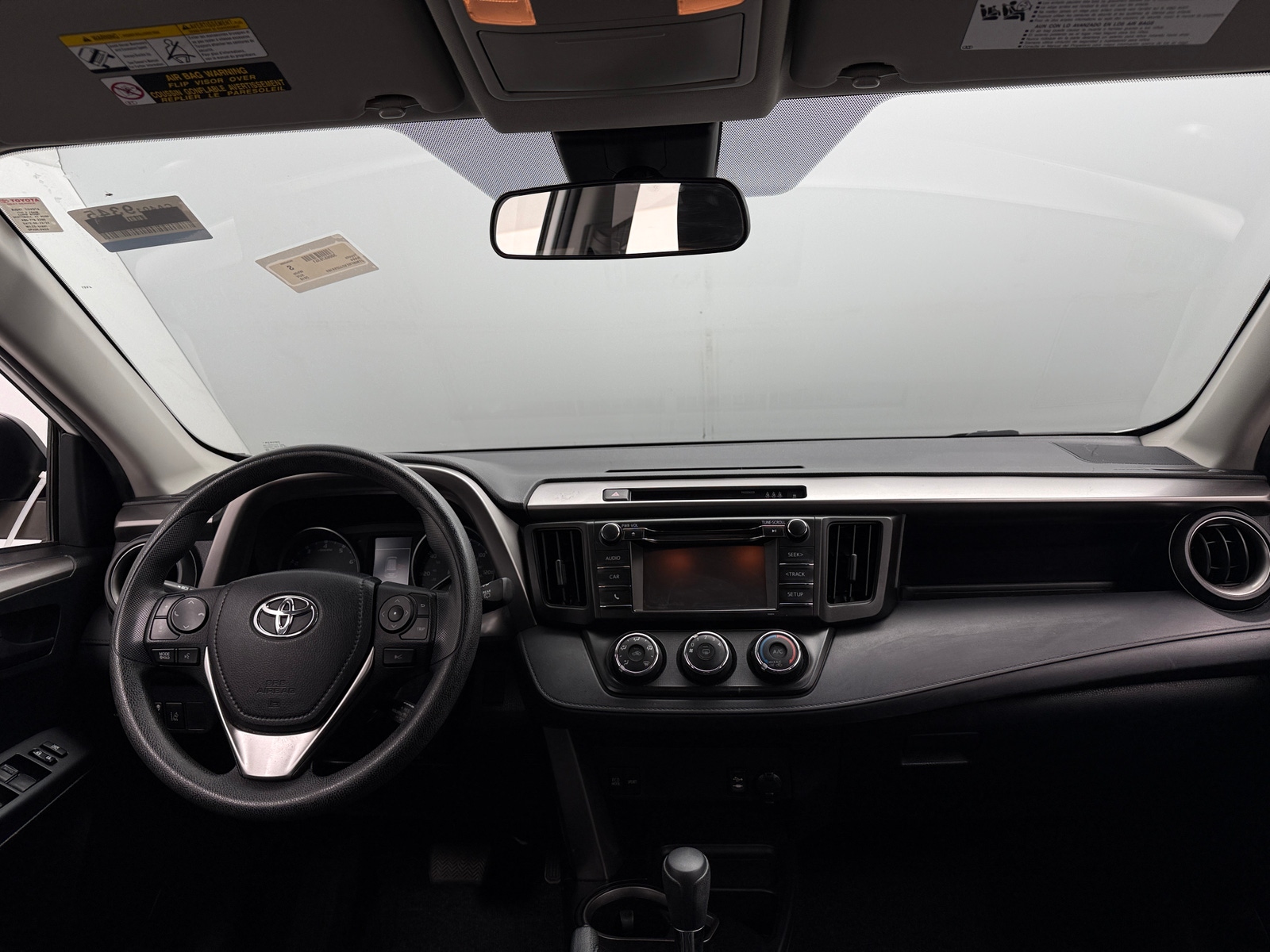 Thumbnail: 2018 Toyota RAV4 - 3