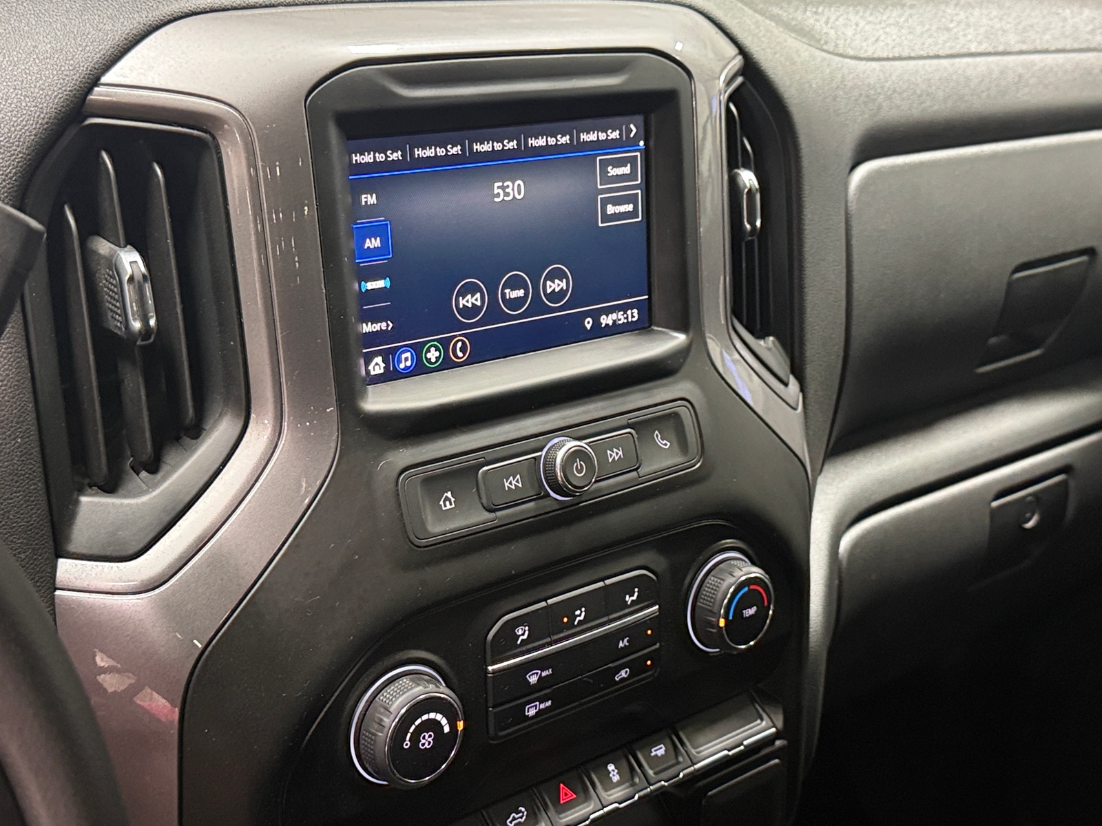 Thumbnail: 2020 Chevrolet Silverado 1500 - 4