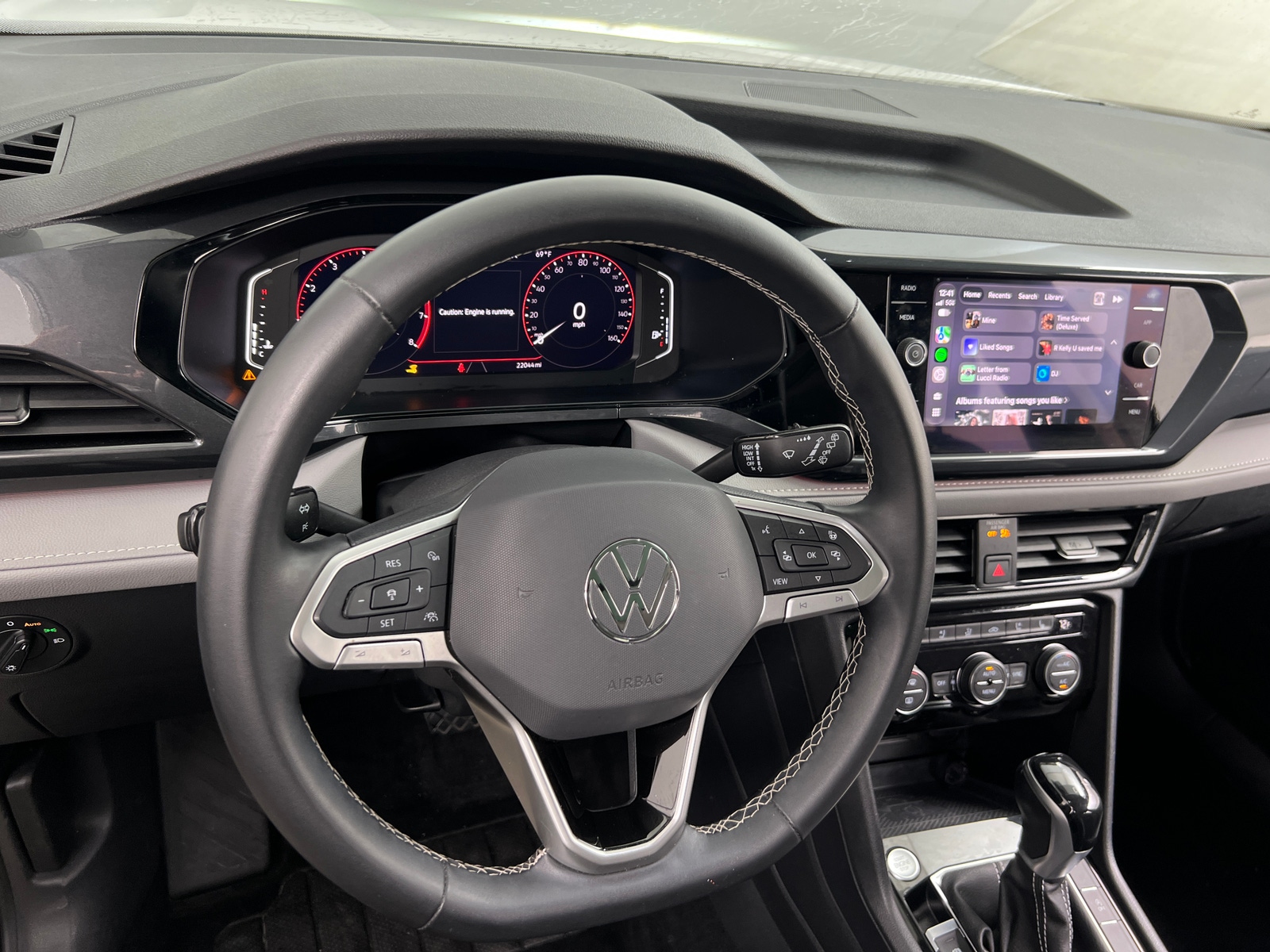 Thumbnail: 2022 Volkswagen Taos - 4