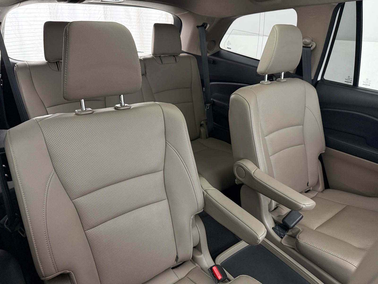 Thumbnail: 2017 Honda Pilot - 5