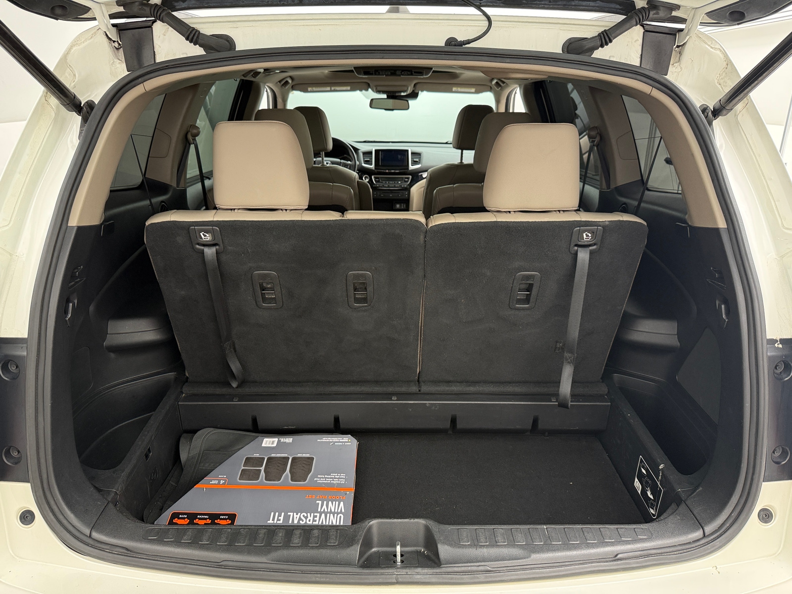 Thumbnail: 2017 Honda Pilot - 6