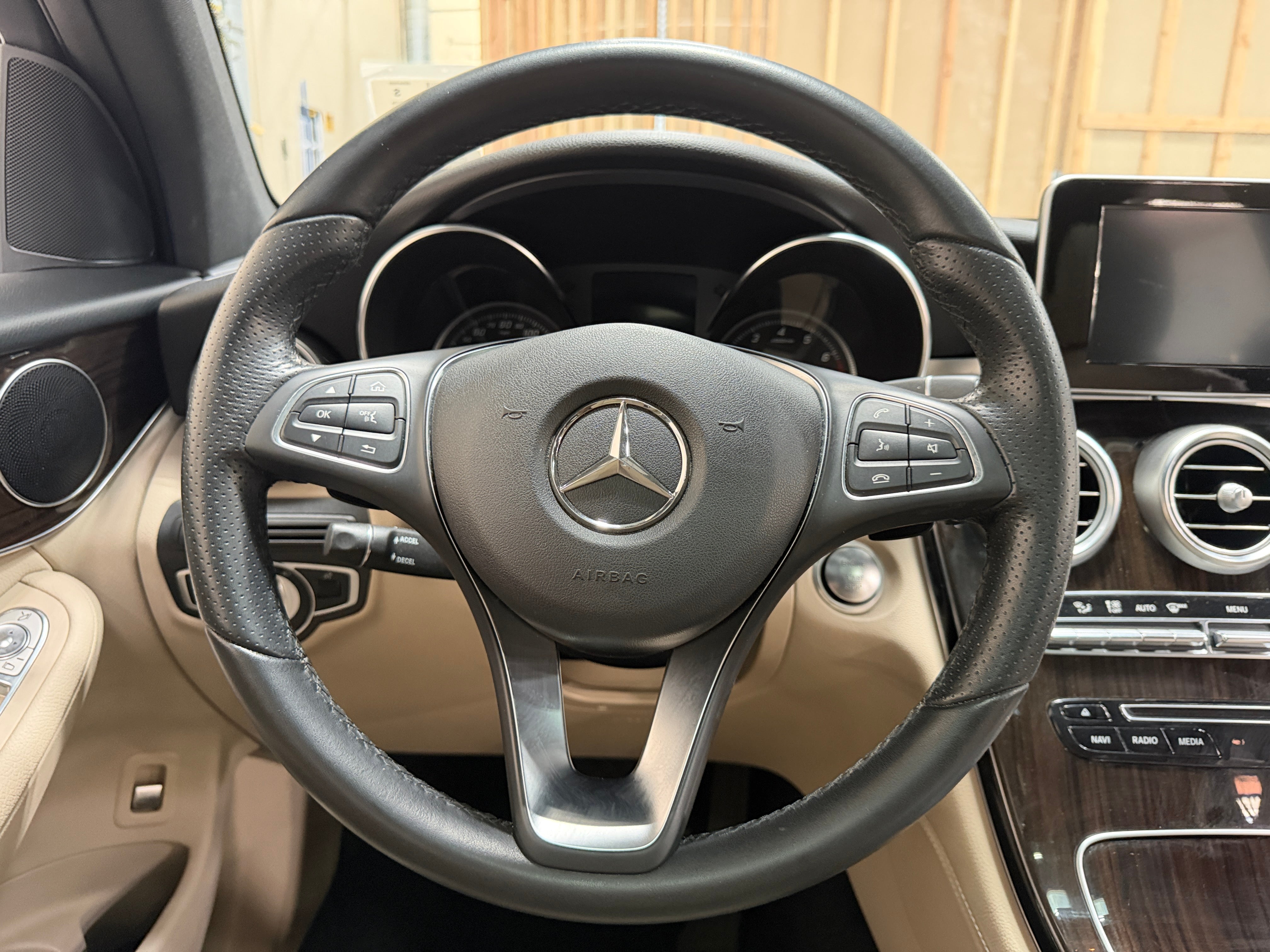 2017 Mercedes-Benz GLC