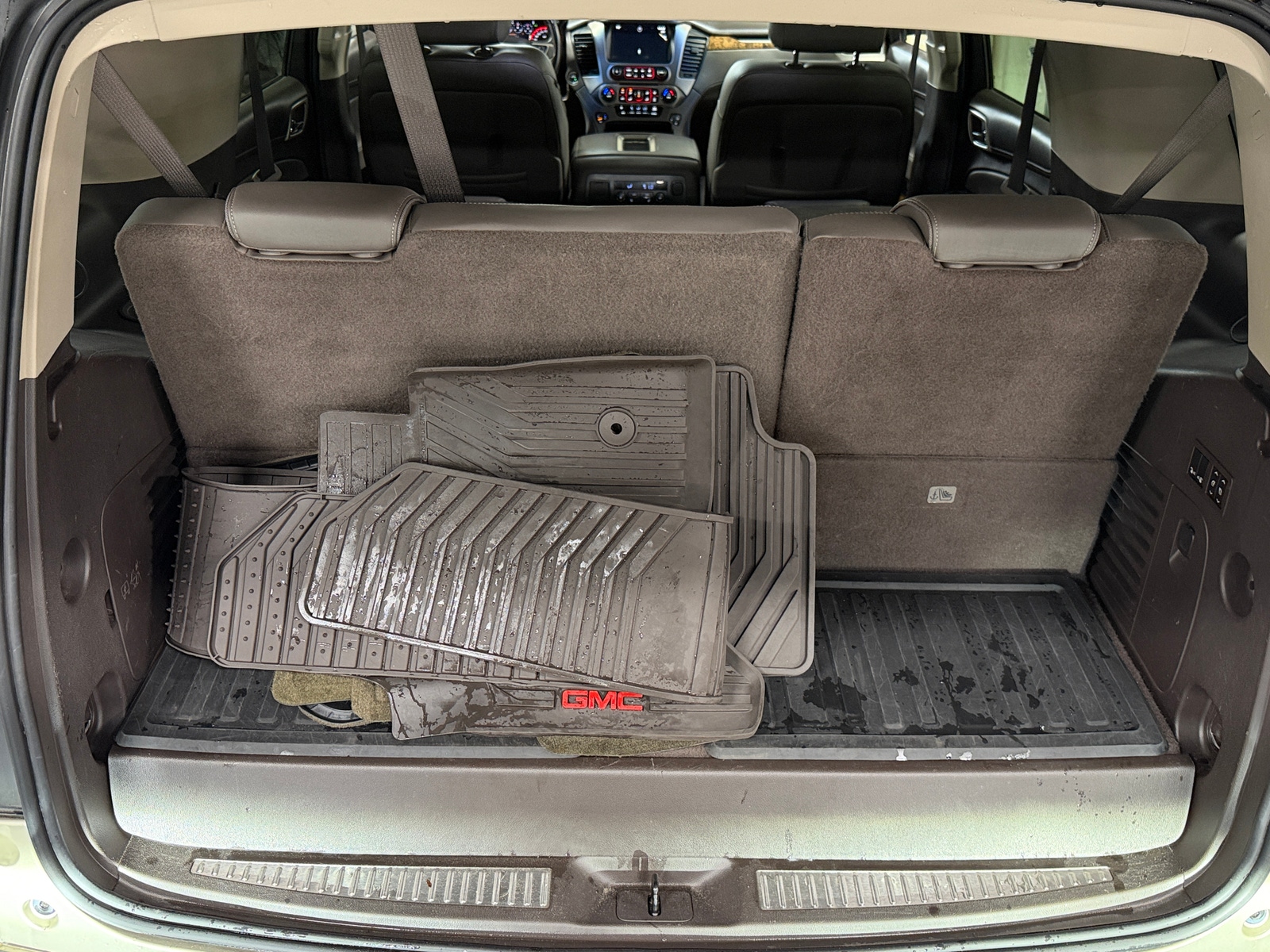 Thumbnail: 2015 GMC Yukon - 6
