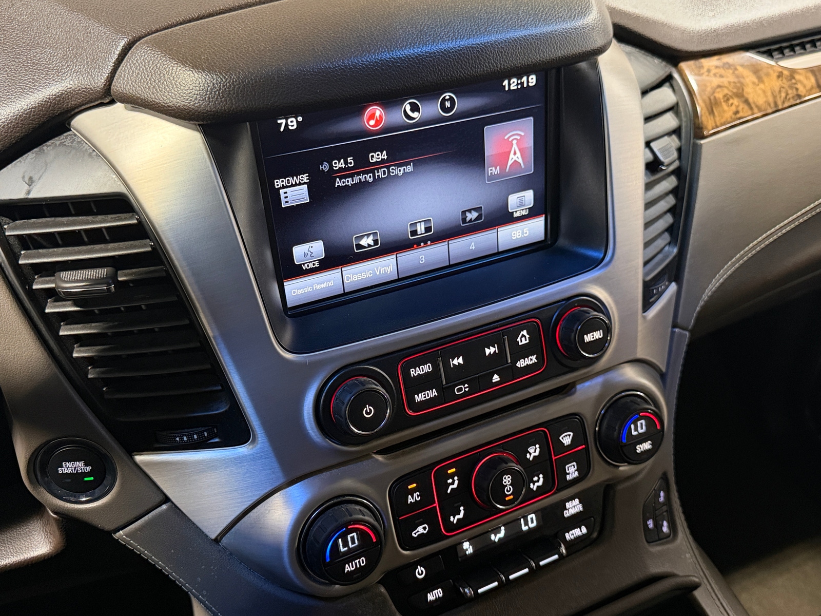 Thumbnail: 2015 GMC Yukon - 3